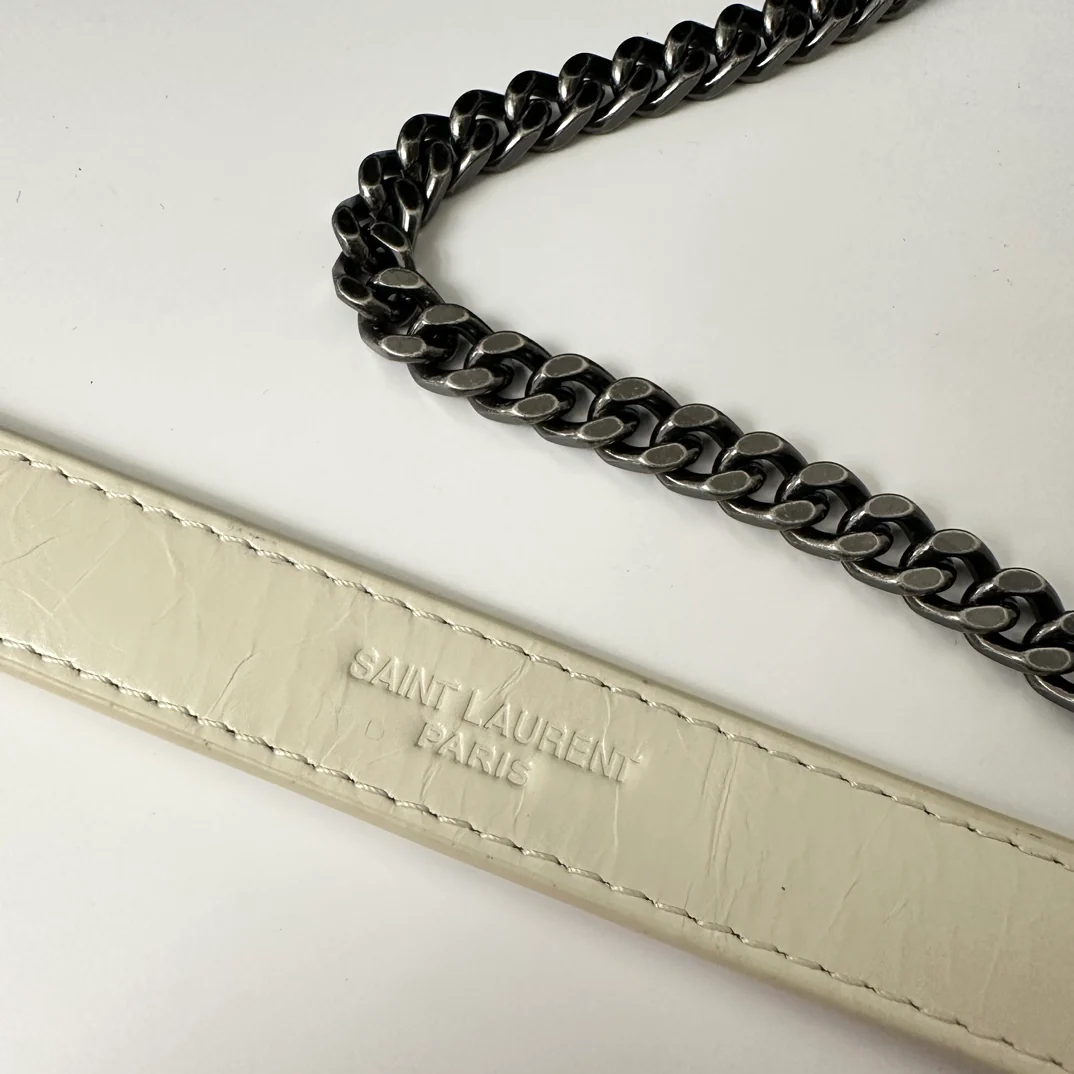 Мини-кошелек на цепочке YSL Niki, белый