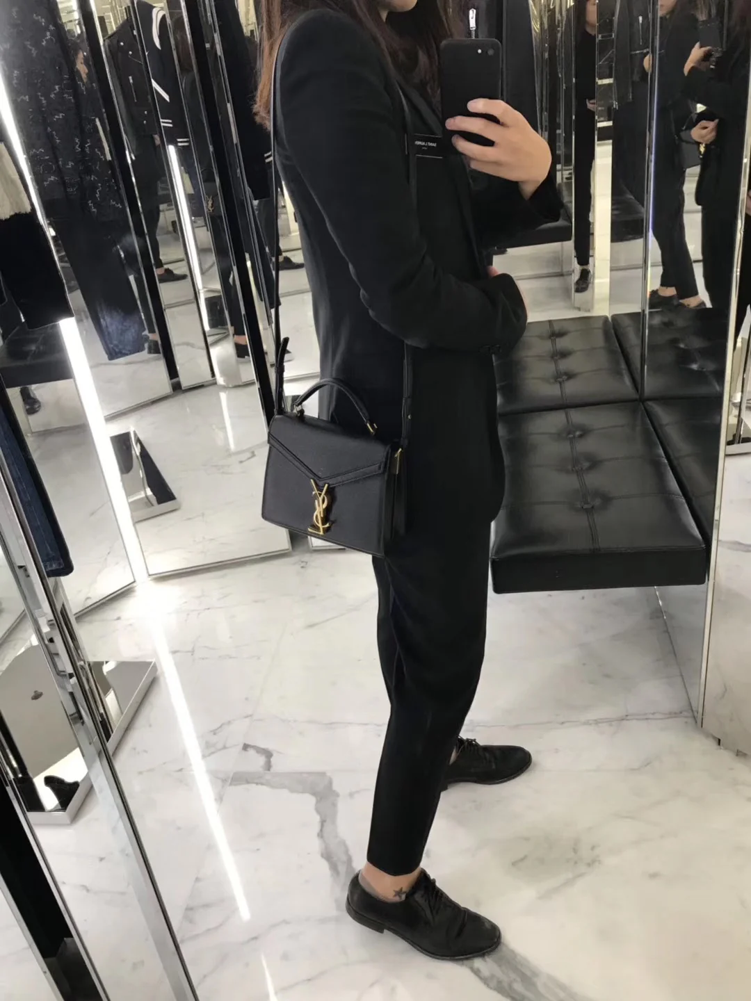 YSL Cassandra - Body Sharing - 1