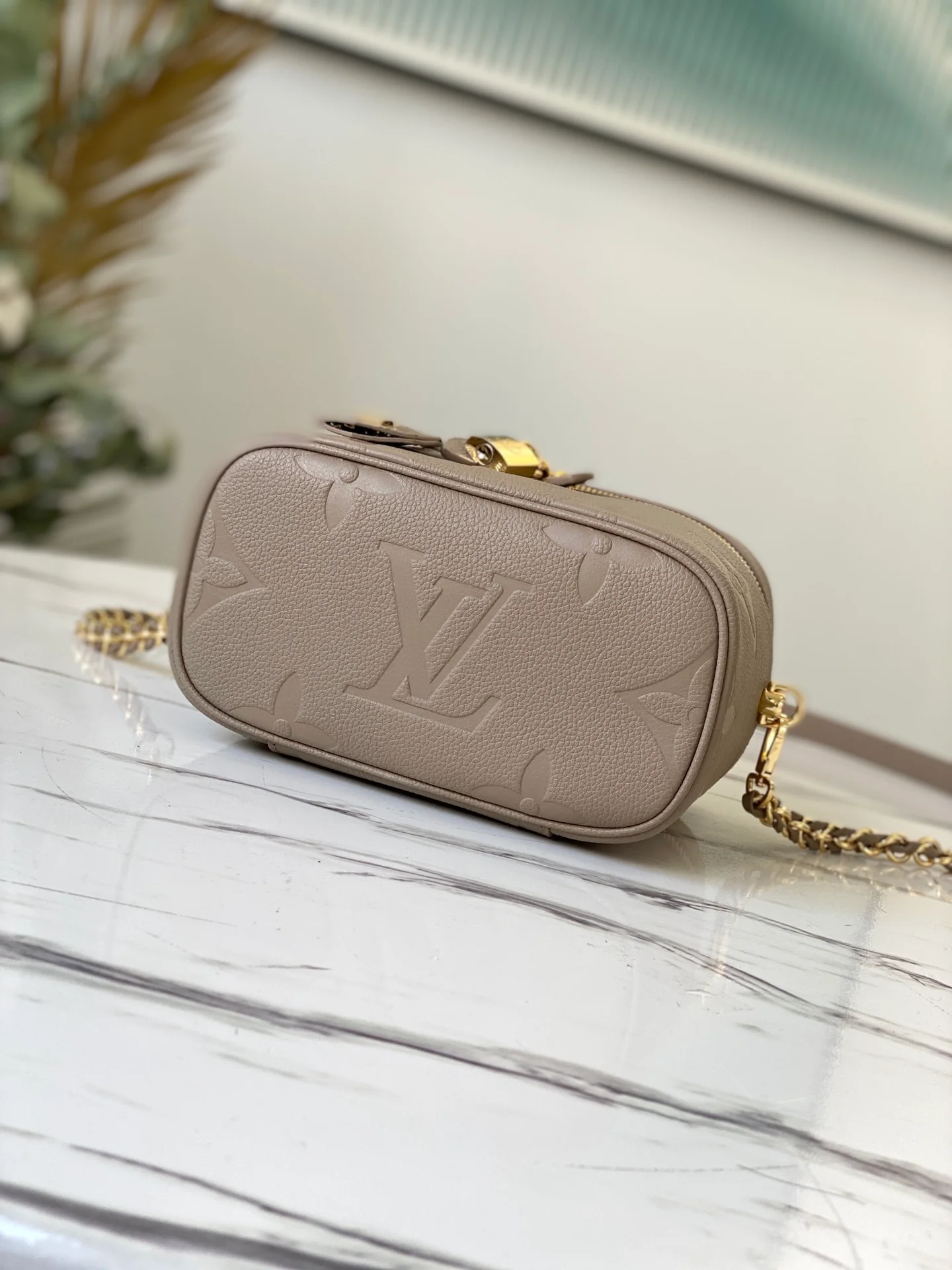 lv-m45608-vanity-small handbag