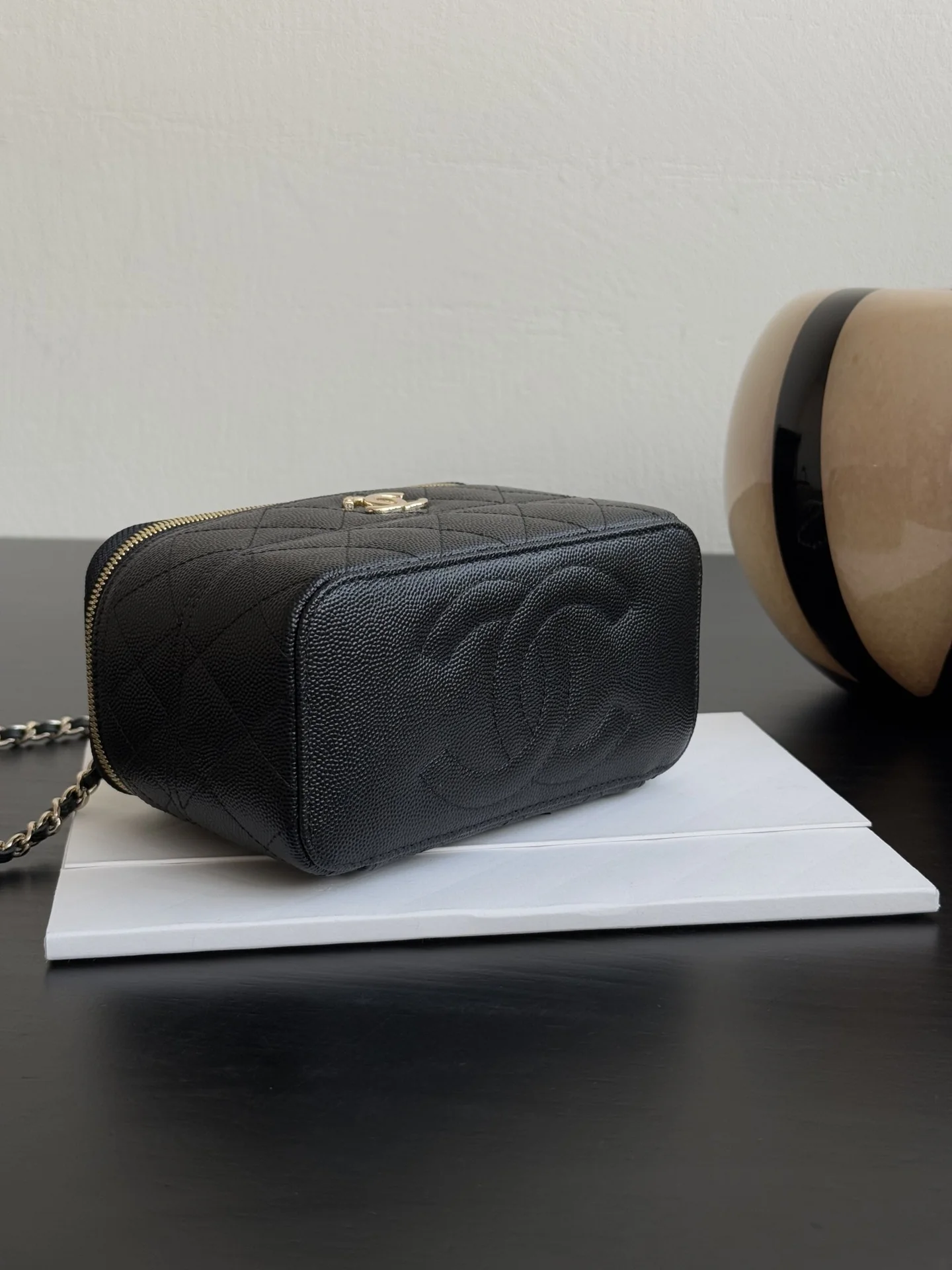 Сумка-ланчбокс Chanel 25c - черная