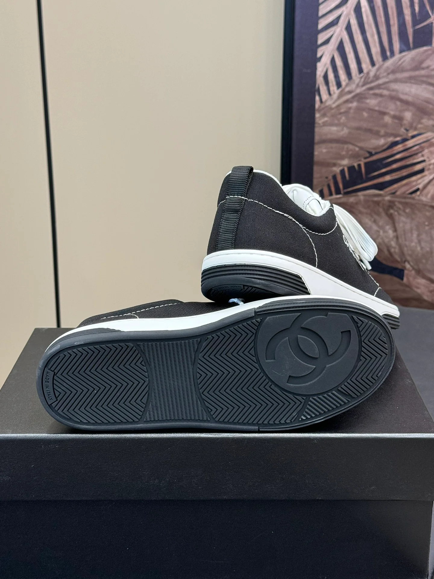 Скейтбордные кроссовки Chanel 2024 - черные