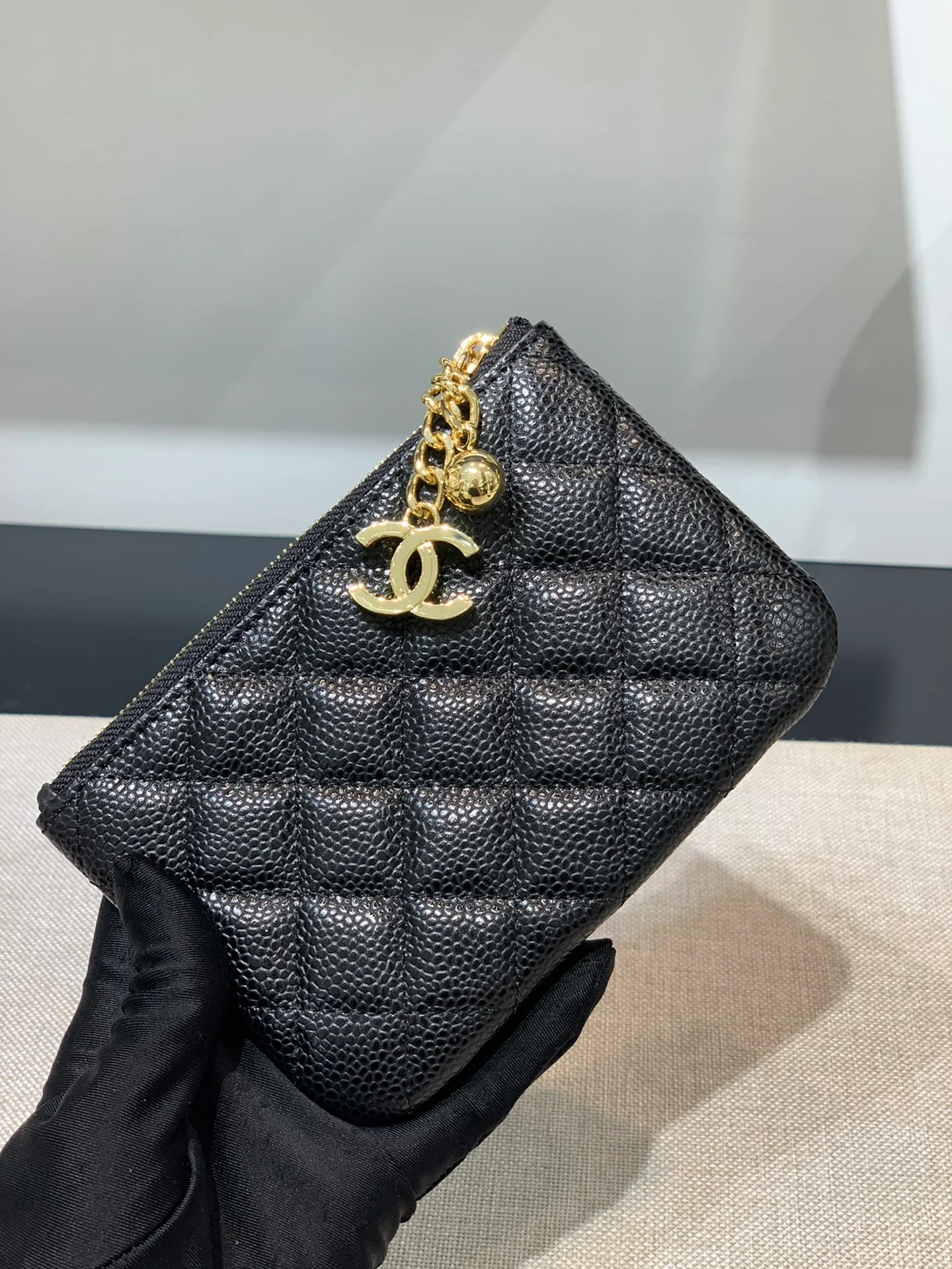 Chanel-经典双C 黑金 拉链零钱包/钥匙包