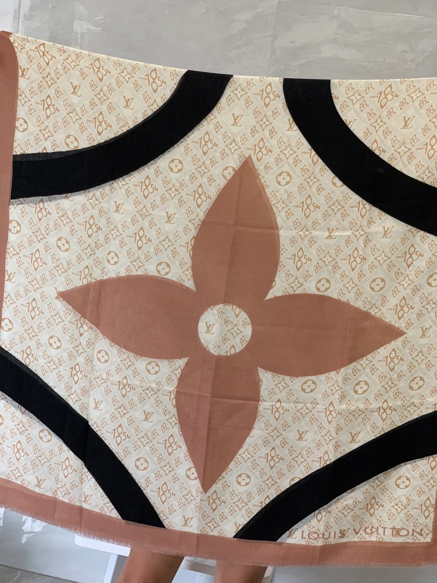 LV - Шарф с принтом клевера - 110-200 см - Кашемир 300 нитей - 1 шт.