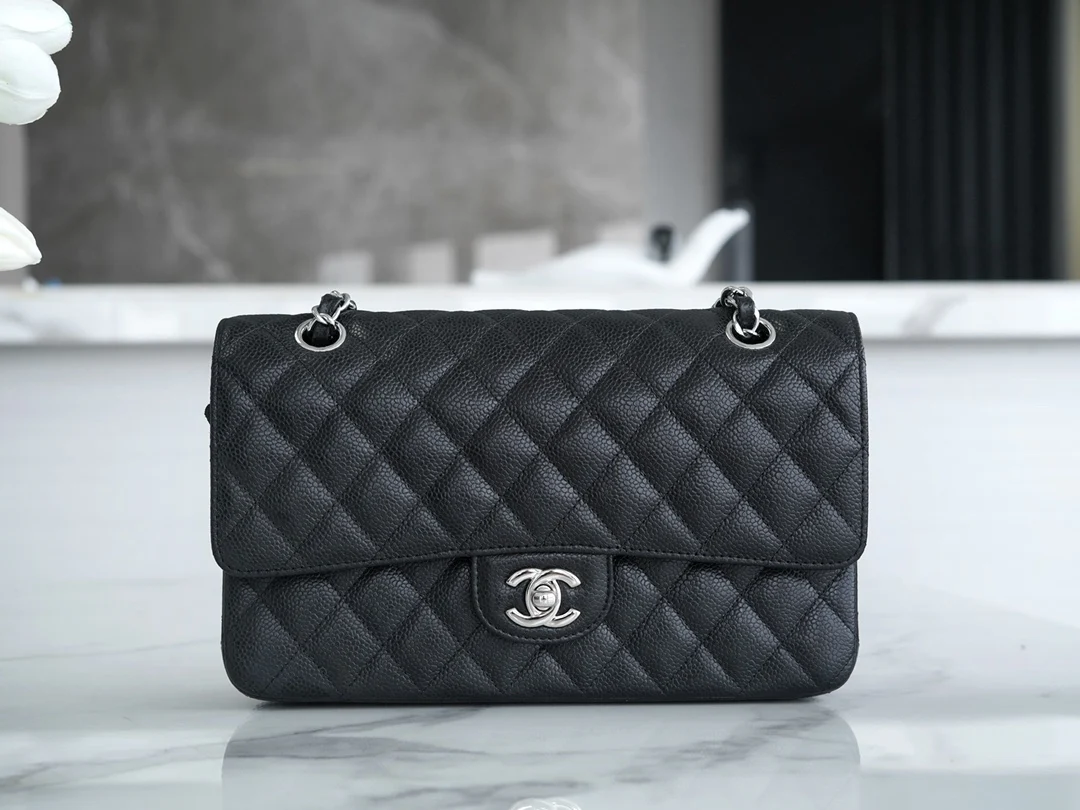 Chanel Classic Flap Caviar Black Medium