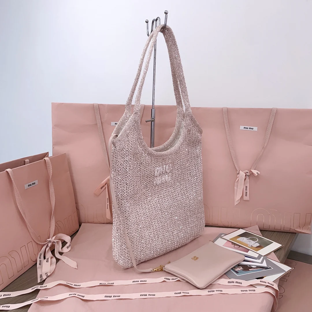 Сумка Miu Miu 5bg231 Ivy с пайетками и сетчатой ??отделкой - розовая.