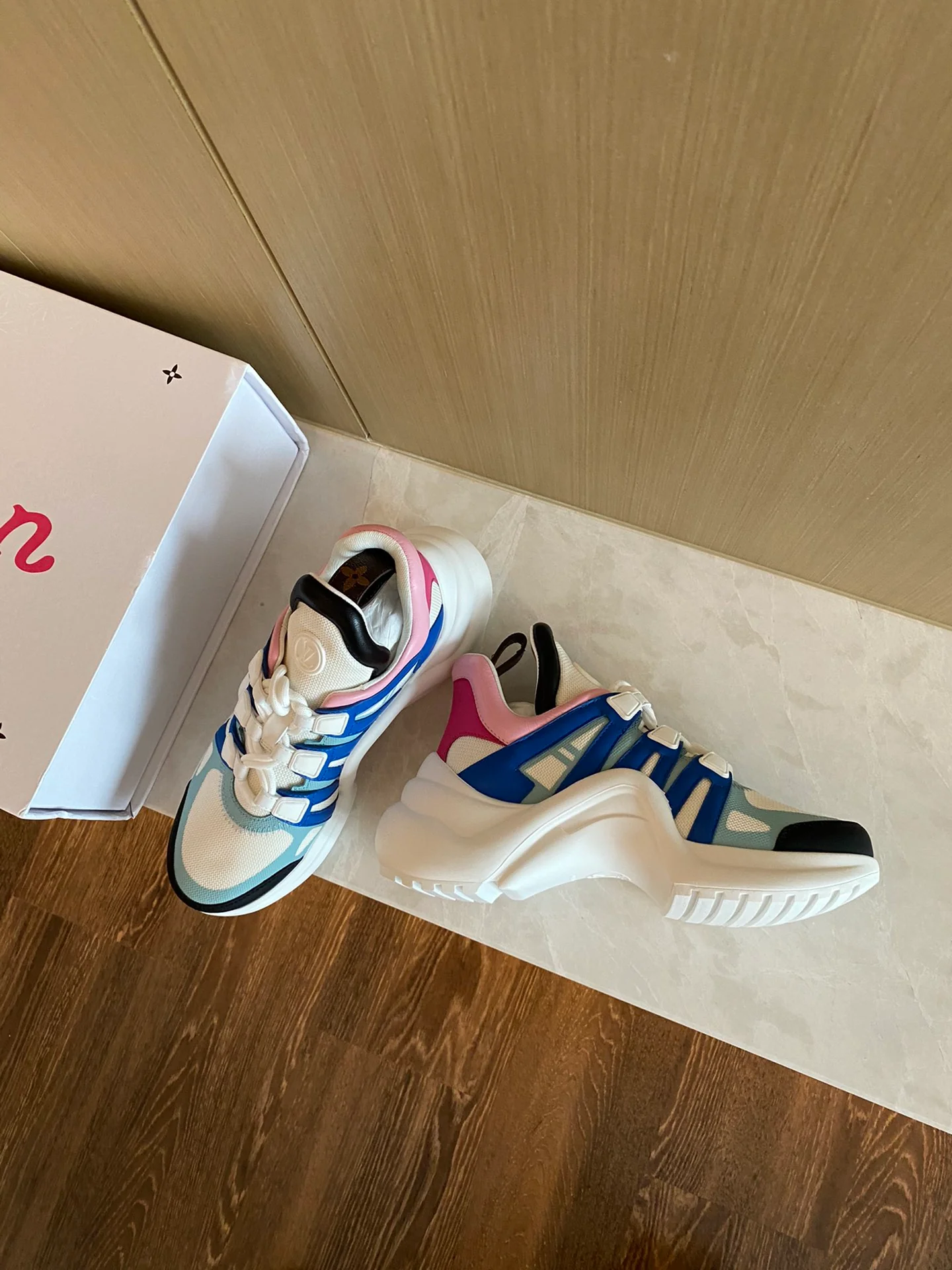 Обувь LV - LV - массивные кроссовки - 3