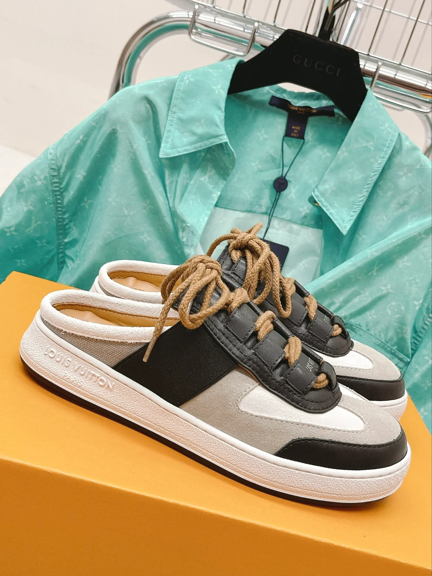 Новейшая модель LV 2022 — немецкие тренировочные полутапочки.