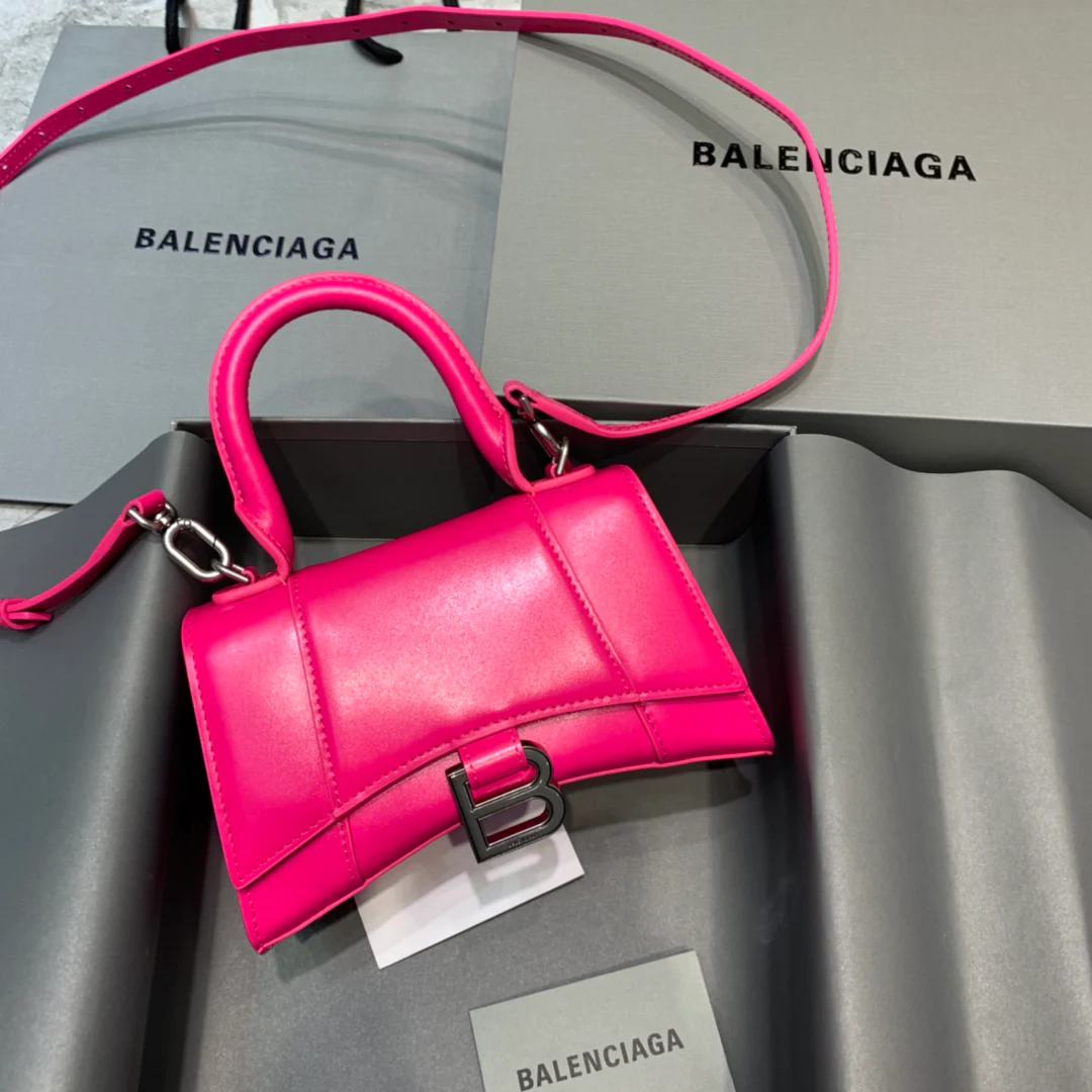 Сумка Balenciaga Hourglass, размер XS, розово-красная, из гладкой кожи.