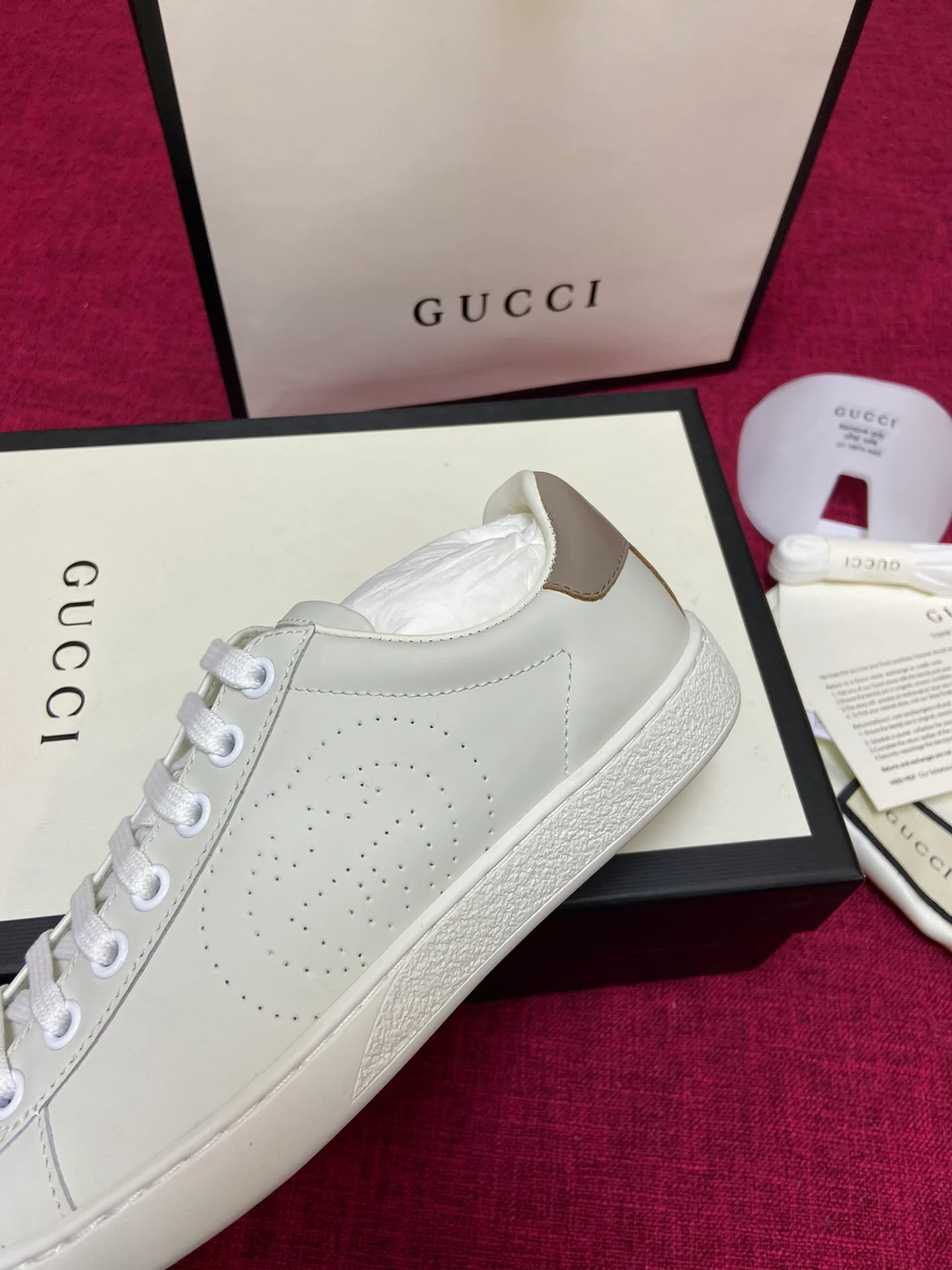 Gucci - Белые кроссовки - Кроссовки - Повседневная обувь - 13