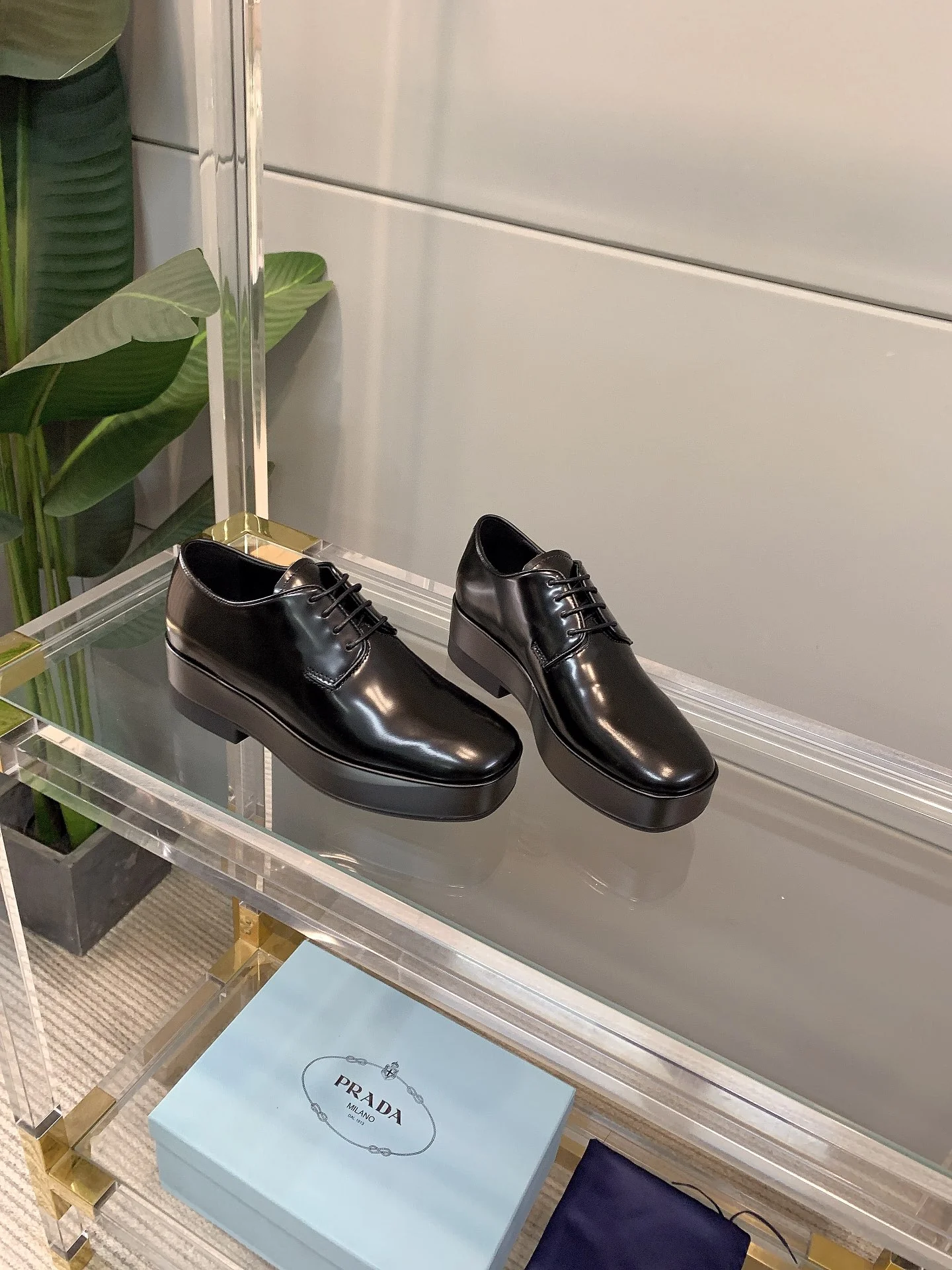 Prada - Кожаные туфли на платформе