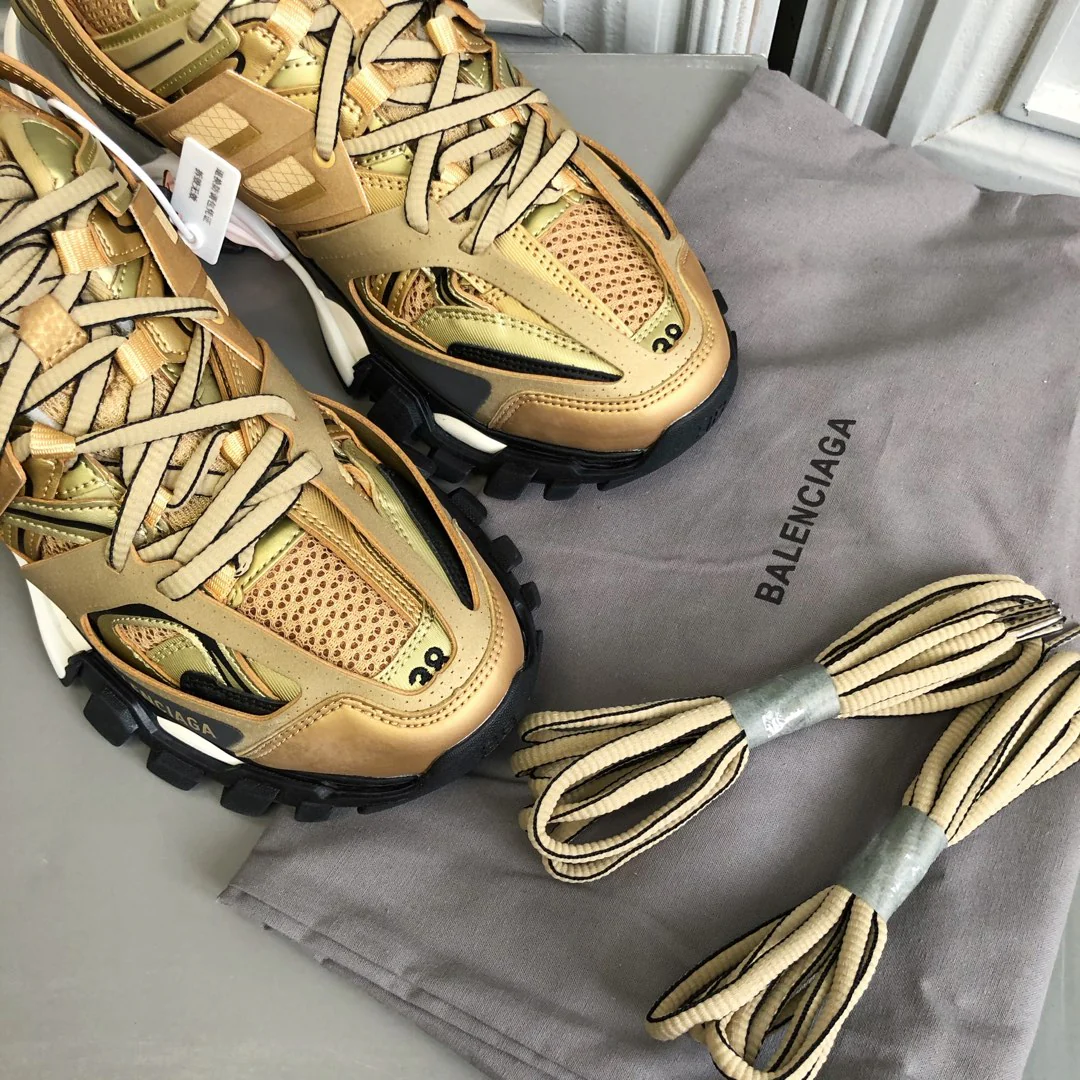 Balenciaga - Папины кроссовки - Золотые