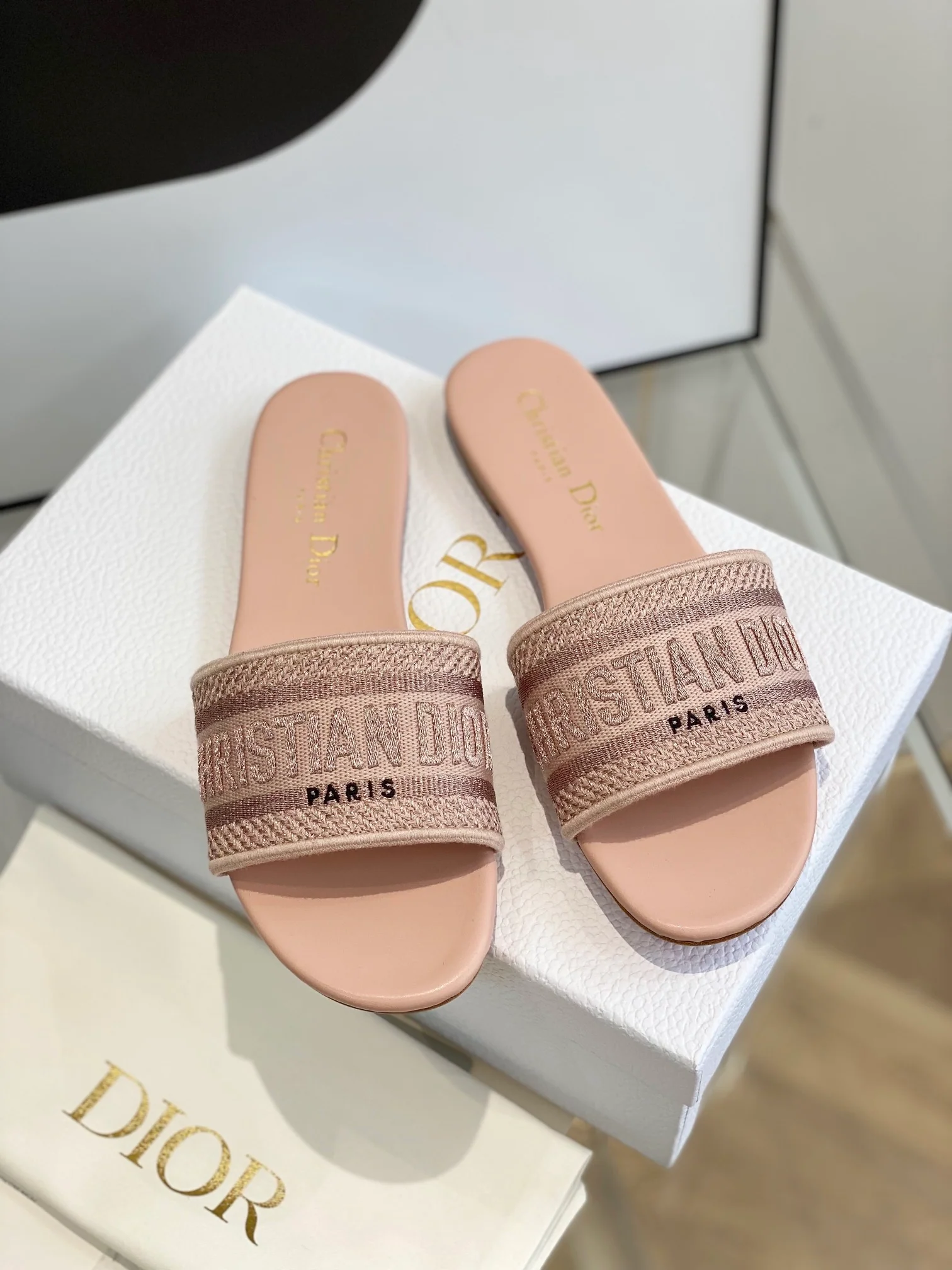 Dior - Жаккардовые вышитые тапочки - Розовые