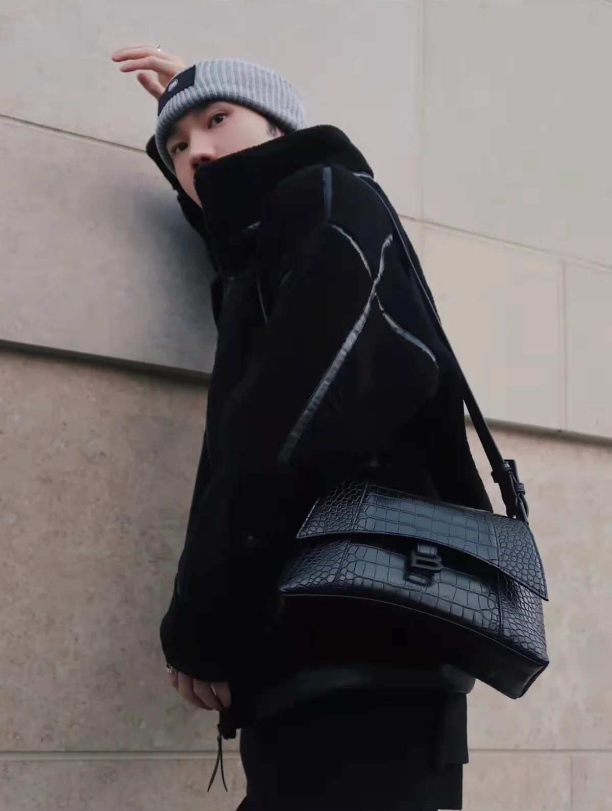 Сумка-кроссбоди Balenciaga Hourglass - 2 шт.