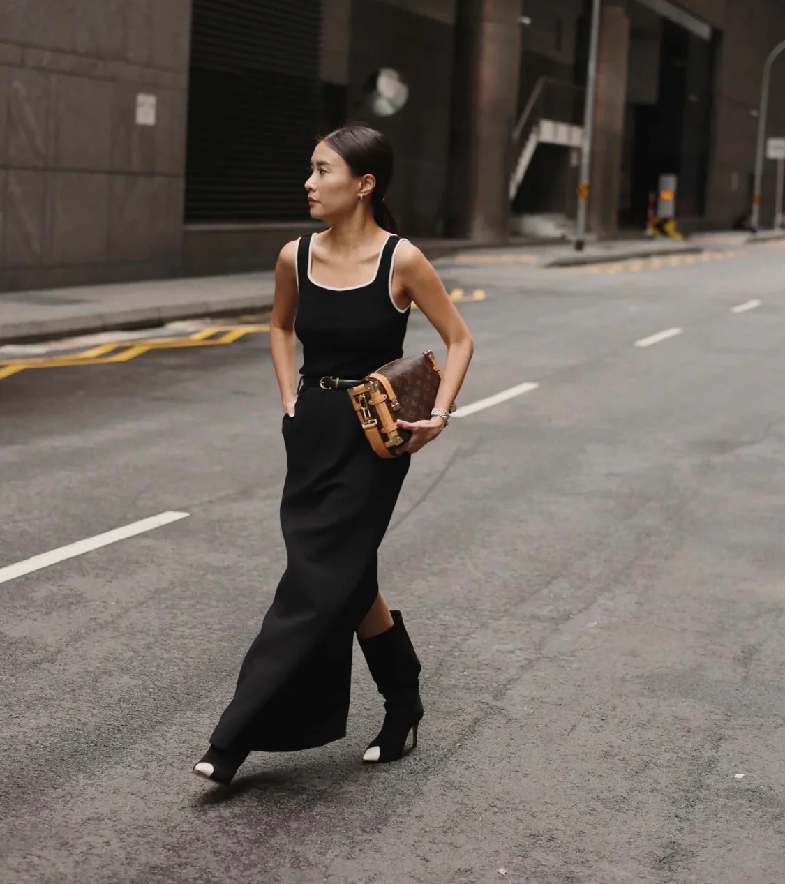 m46358-LV-side-trunk-mm-handbag/crossbody bag