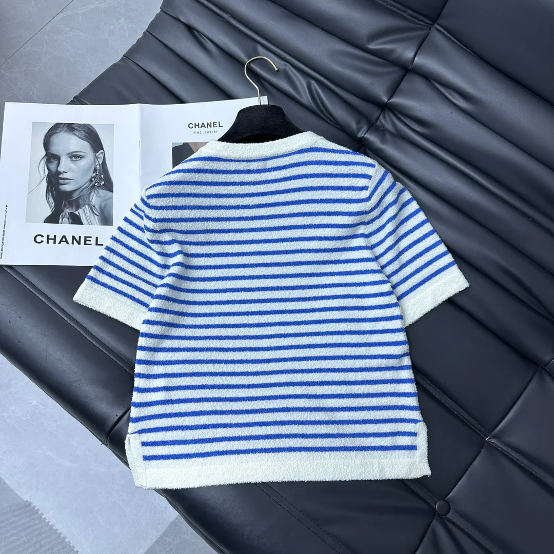Вязаный топ Chanel 2403 в полоску с короткими рукавами - 1 шт.