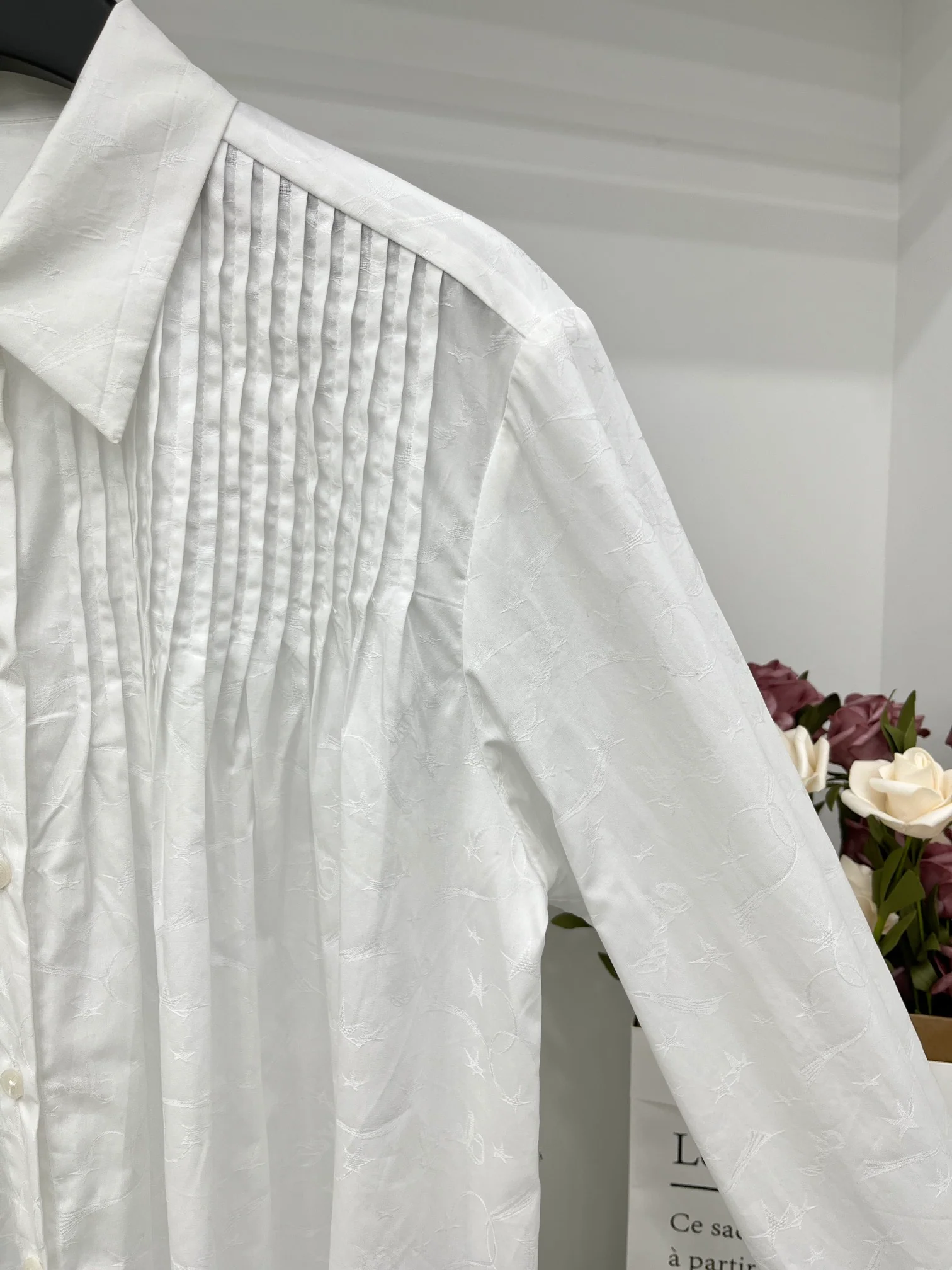 Chanel - 2403 - 24 Новая рубашка-гармошка ранней весны