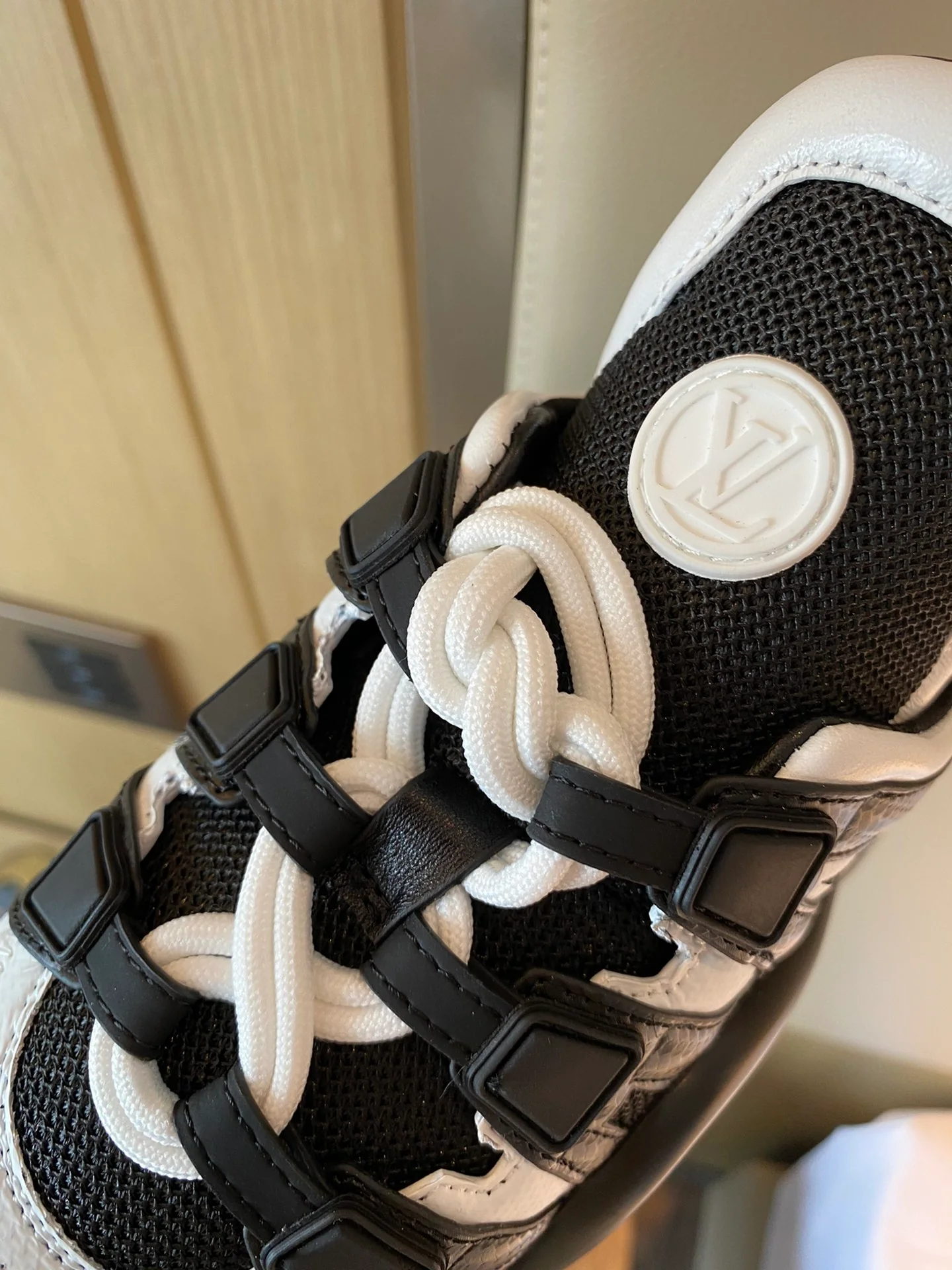 Обувь LV - LV - массивные кроссовки - 4