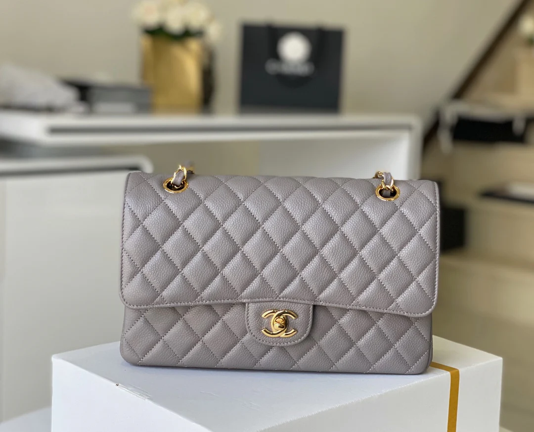 Chanel - Икра - Сумка CF - Серая с золотой фурнитурой - 25 см