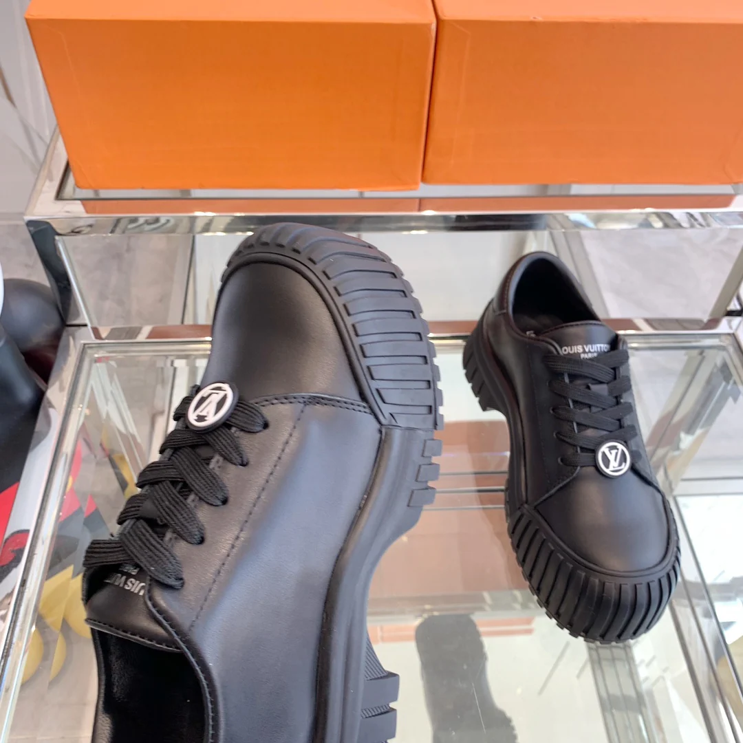 Новинка LV 2023 — Кроссовки на платформе — Черные