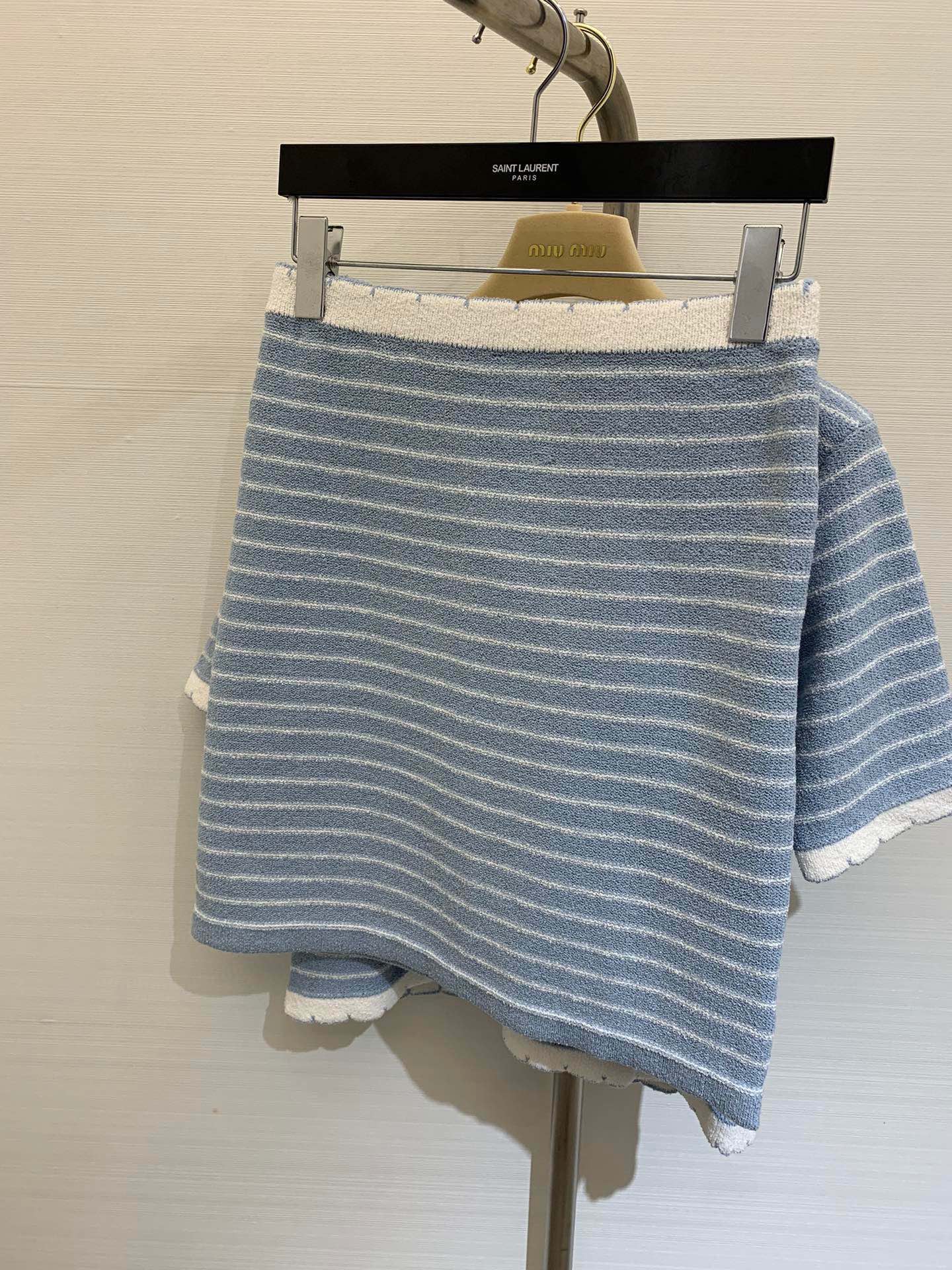 Miu Miu - 2404 - Новинка сезона Весна/Лето - Вязаный комплект в полоску - Синий