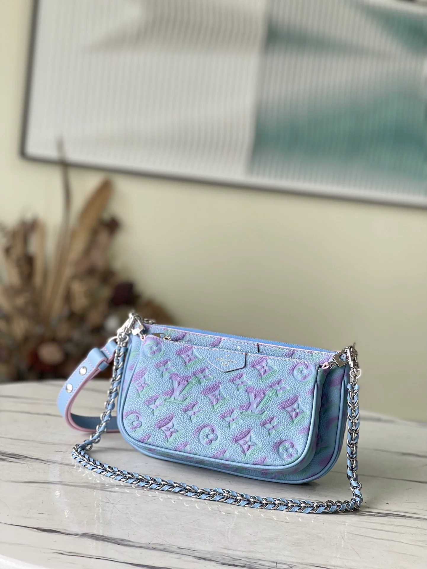 m46093-LV-multi-pochette-accessoires-сумочка-синий