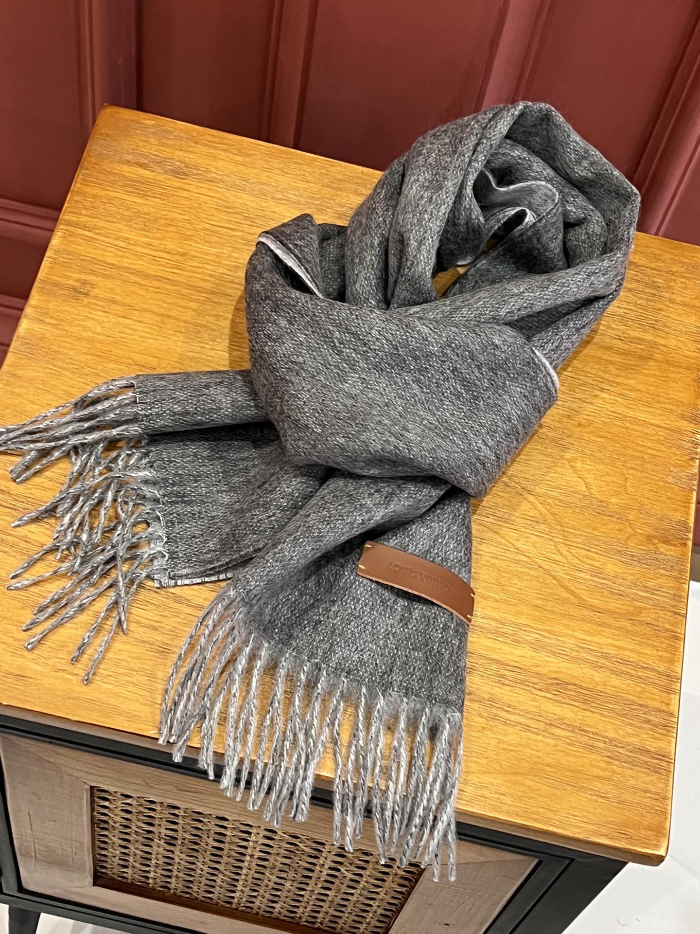 Двусторонний кашемировый шарф LV - 180 см - 35 см - серый