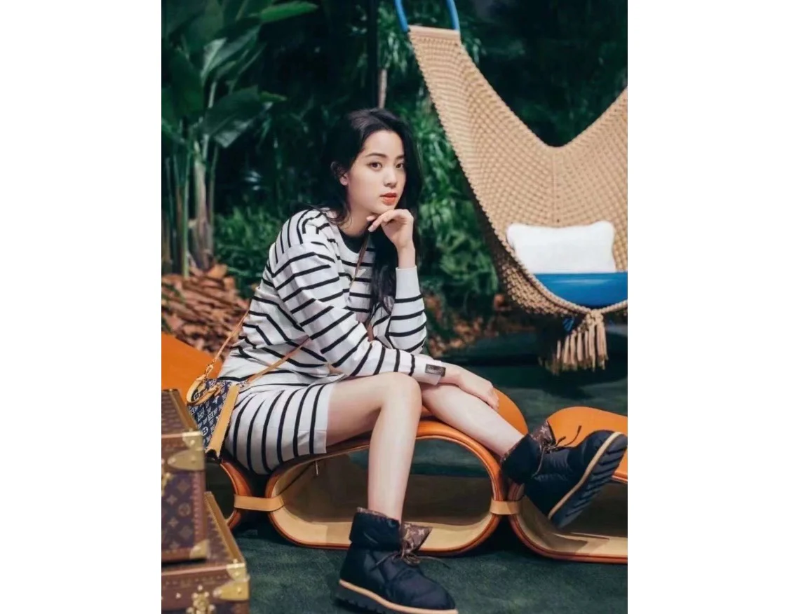 Снежные ботинки LV - черные