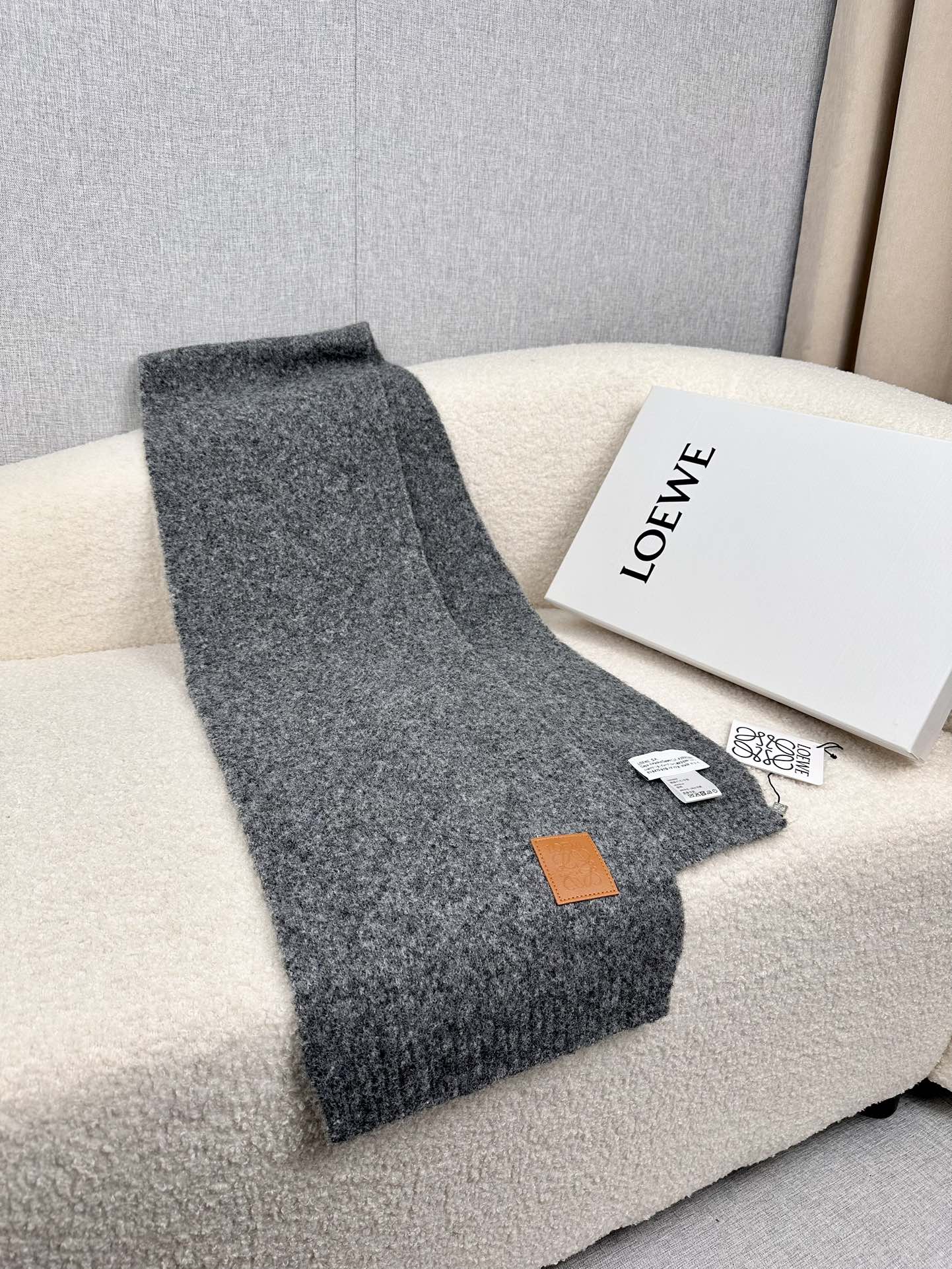 Однотонный кашемировый шарф Loewe 2024 - 170-25