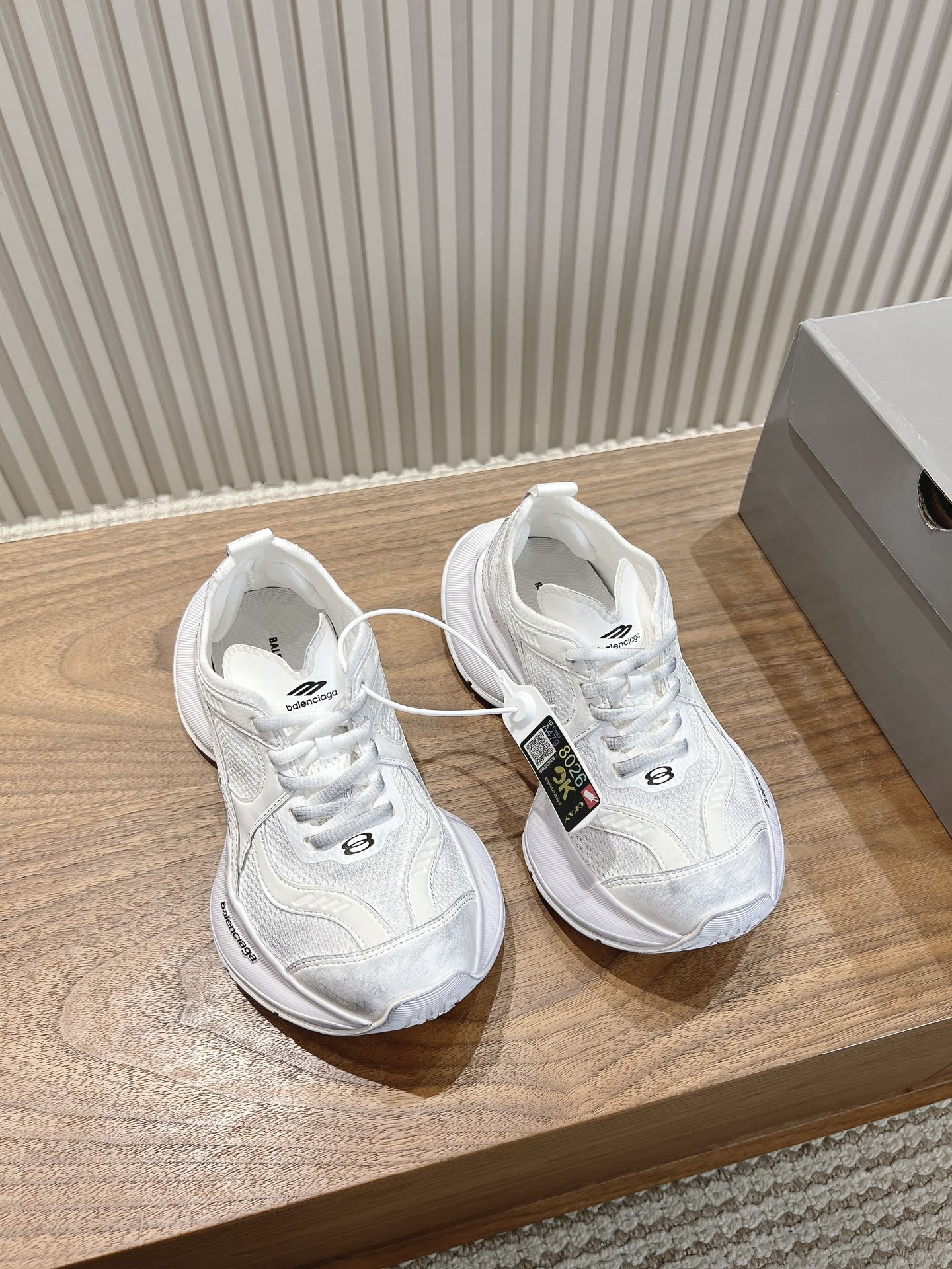 Кроссовки Balenciaga 2024 для бега - белые