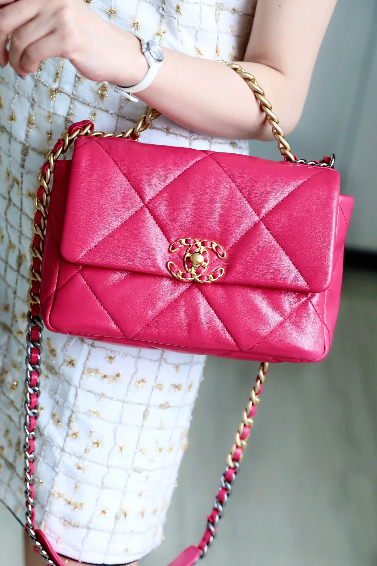 Сумка Chanel 19 - маленькая, розовая