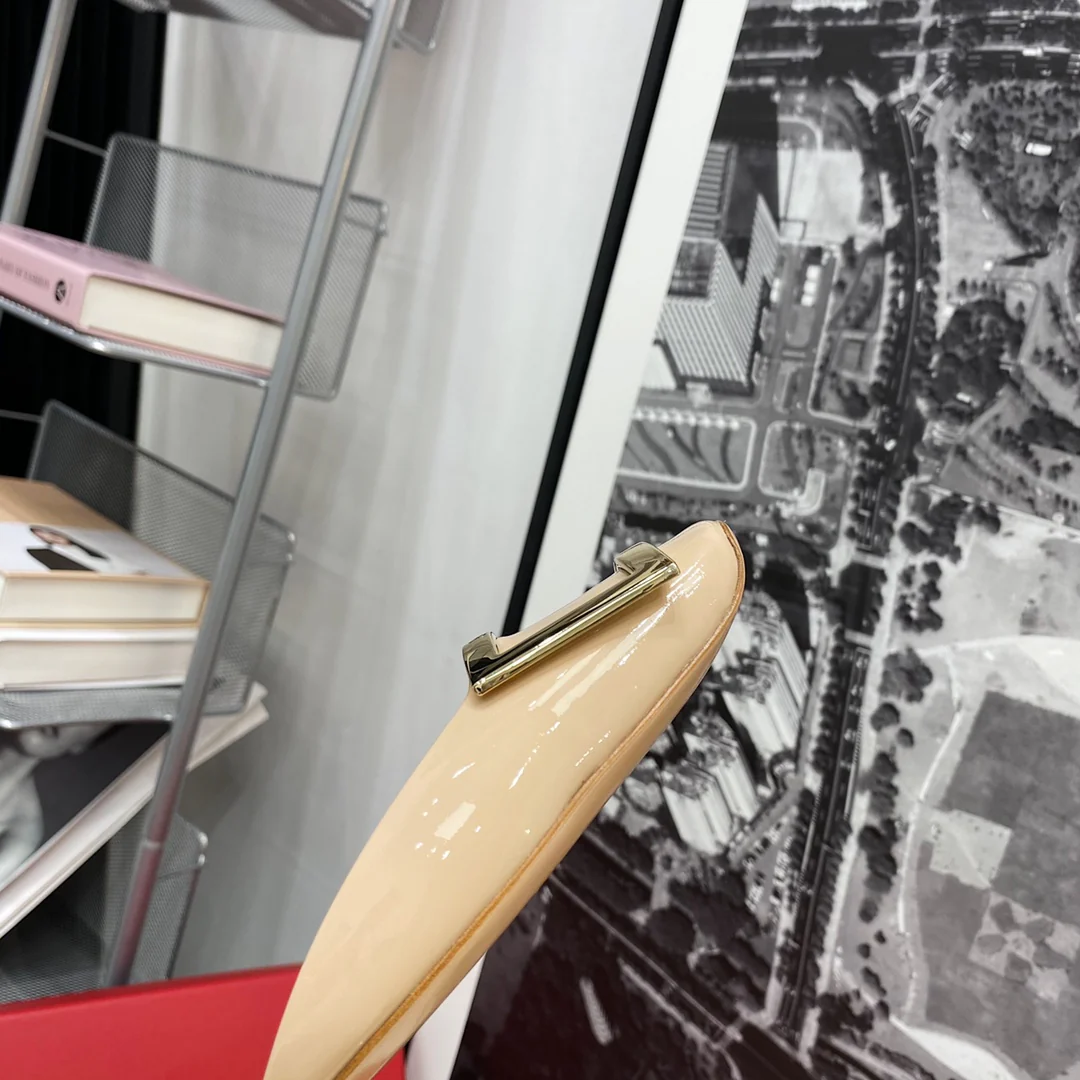 RV - Плоская подошва, открытый квадратный носок - Телесно-розовый