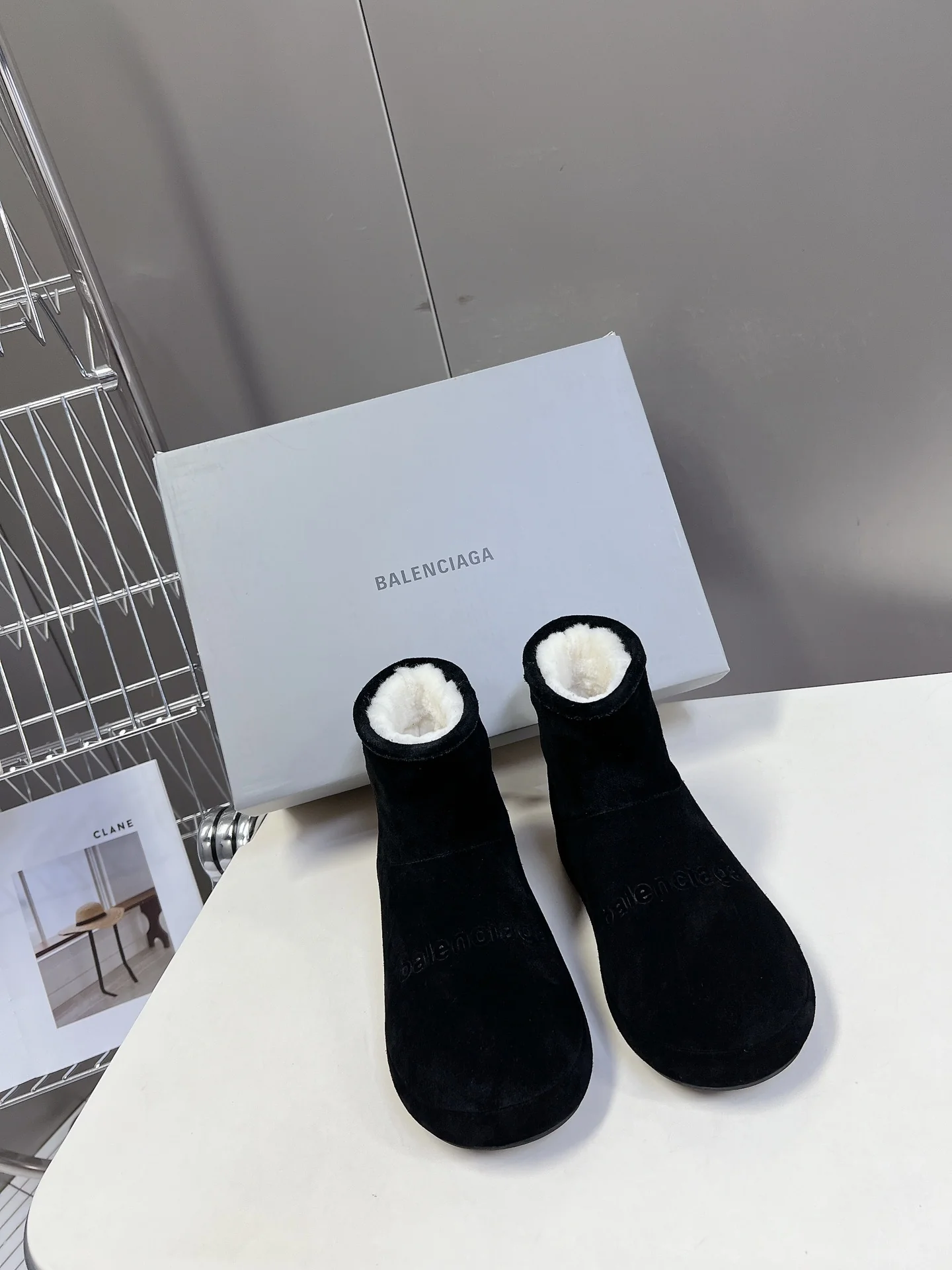 Снежные ботинки Balenciaga 2024 - черные