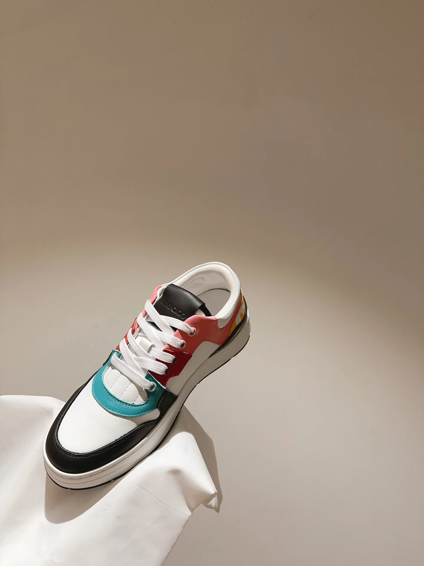 Jimmy - Новинка 2023 года - Повседневная обувь - Бело-черная