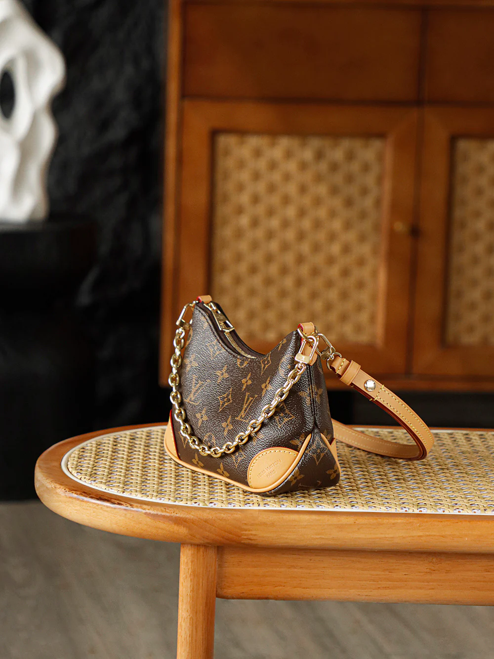 LV-m25519-nano-boulogne croissant