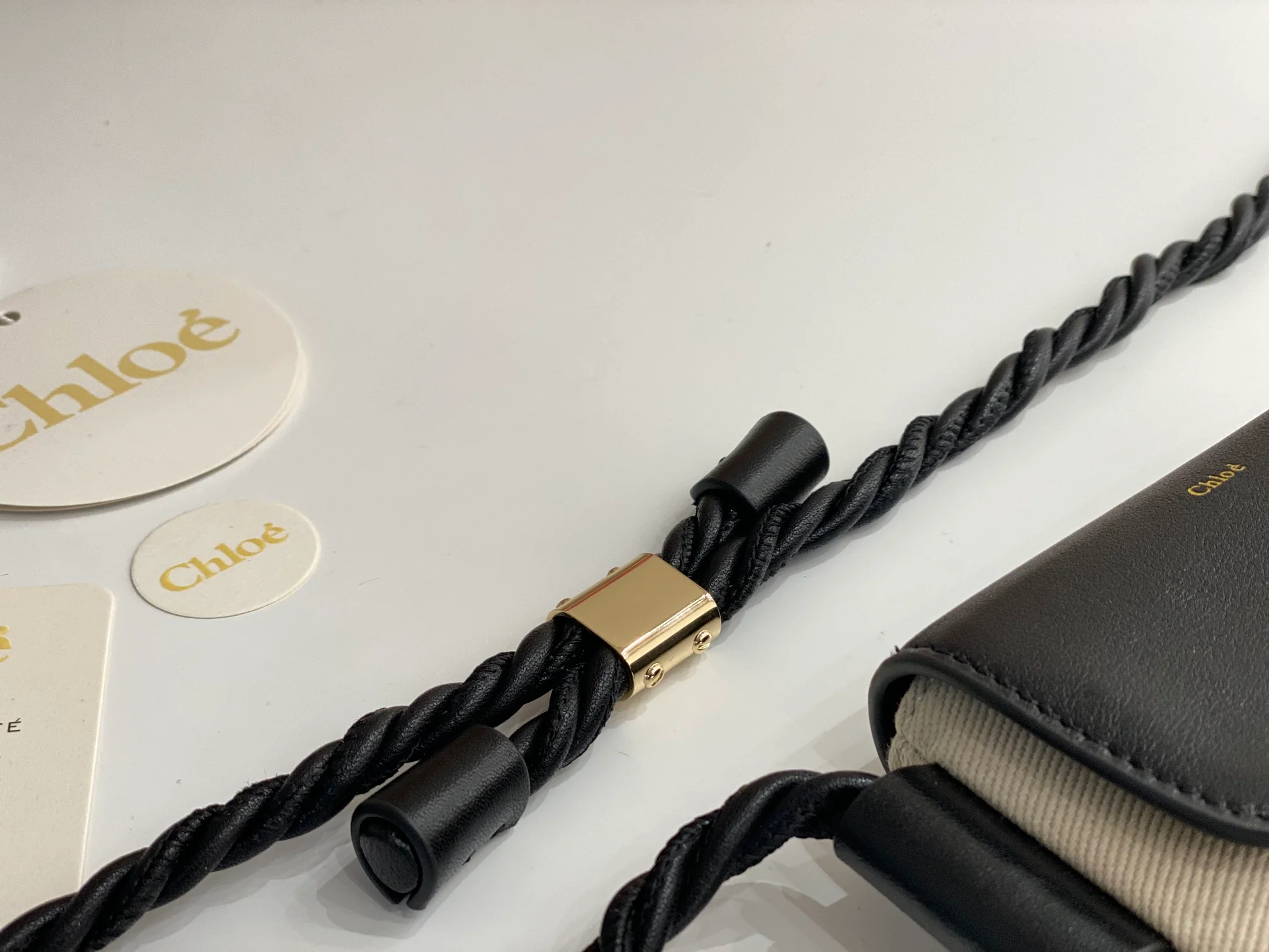 Сумка для телефона Chloe Key X - черная