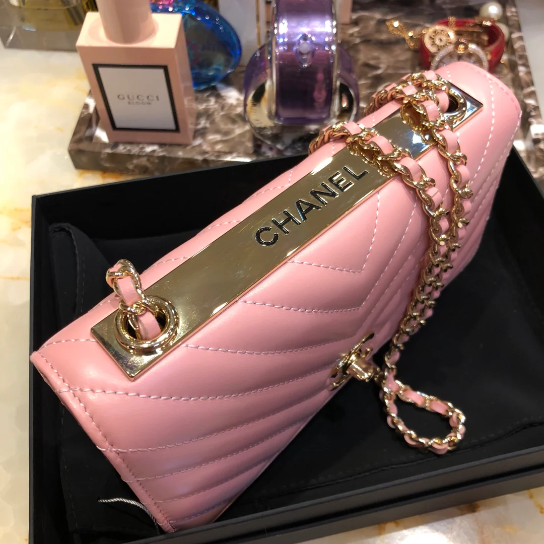 Chanel-trendy-cc-woc-19cm-7