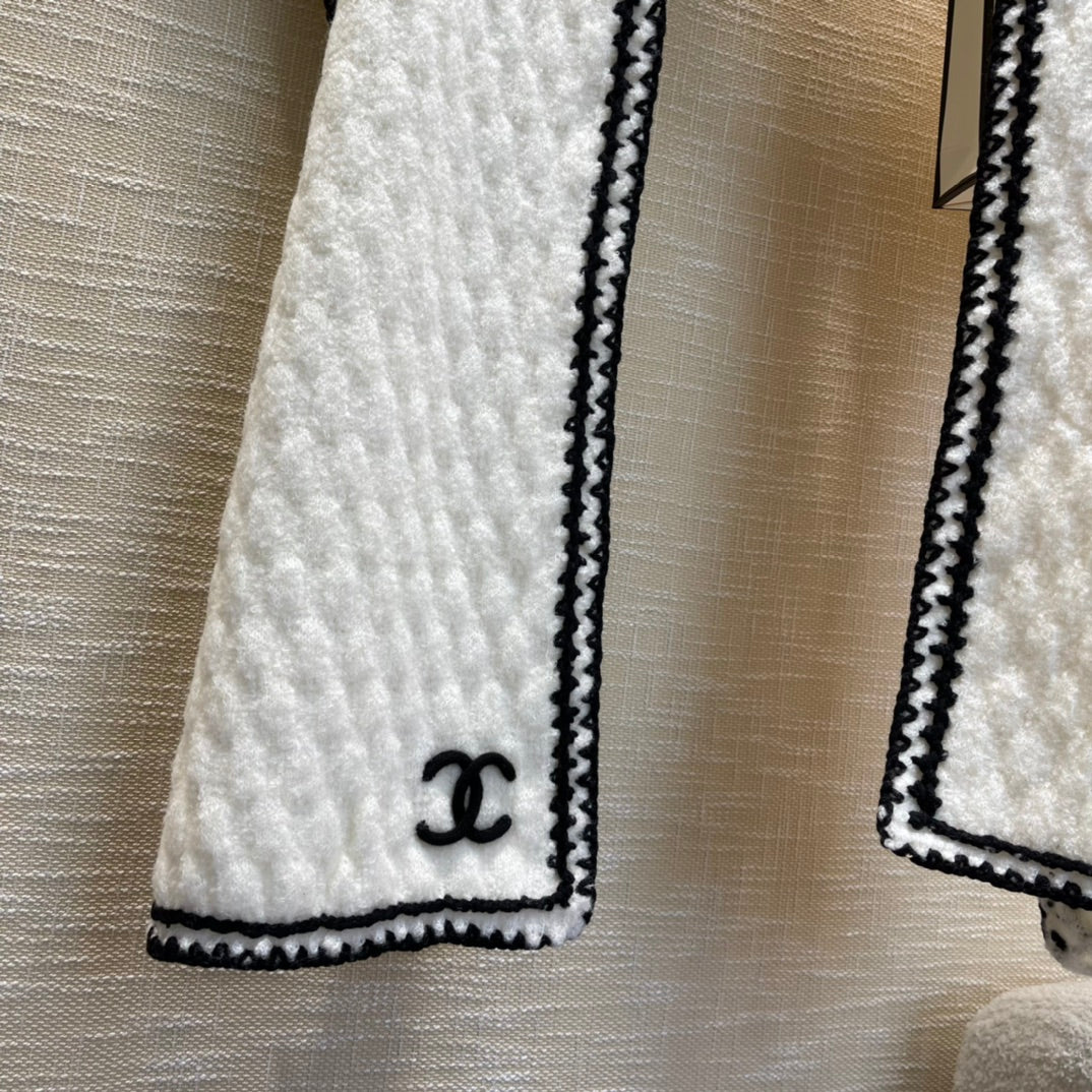 Шарф Chanel ручной работы - 59 - Шерсть - 26 - Кашемир - 15 - Шелк - Белый