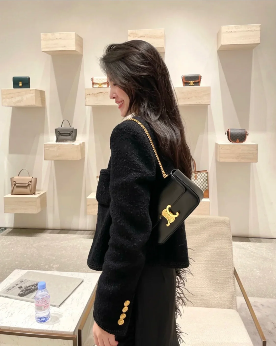 Celine - Новая сумка Celine Arc de Triomphe на цепочке - Черная