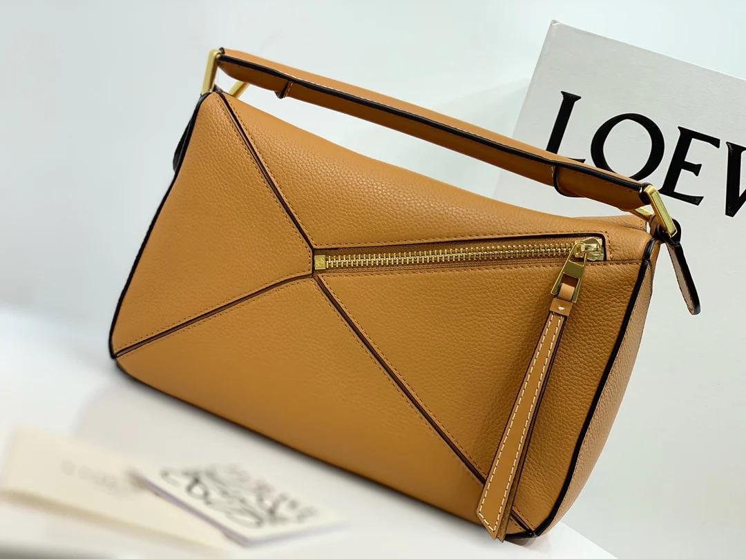 Сумка Loewe Puzzle из телячьей кожи - 4