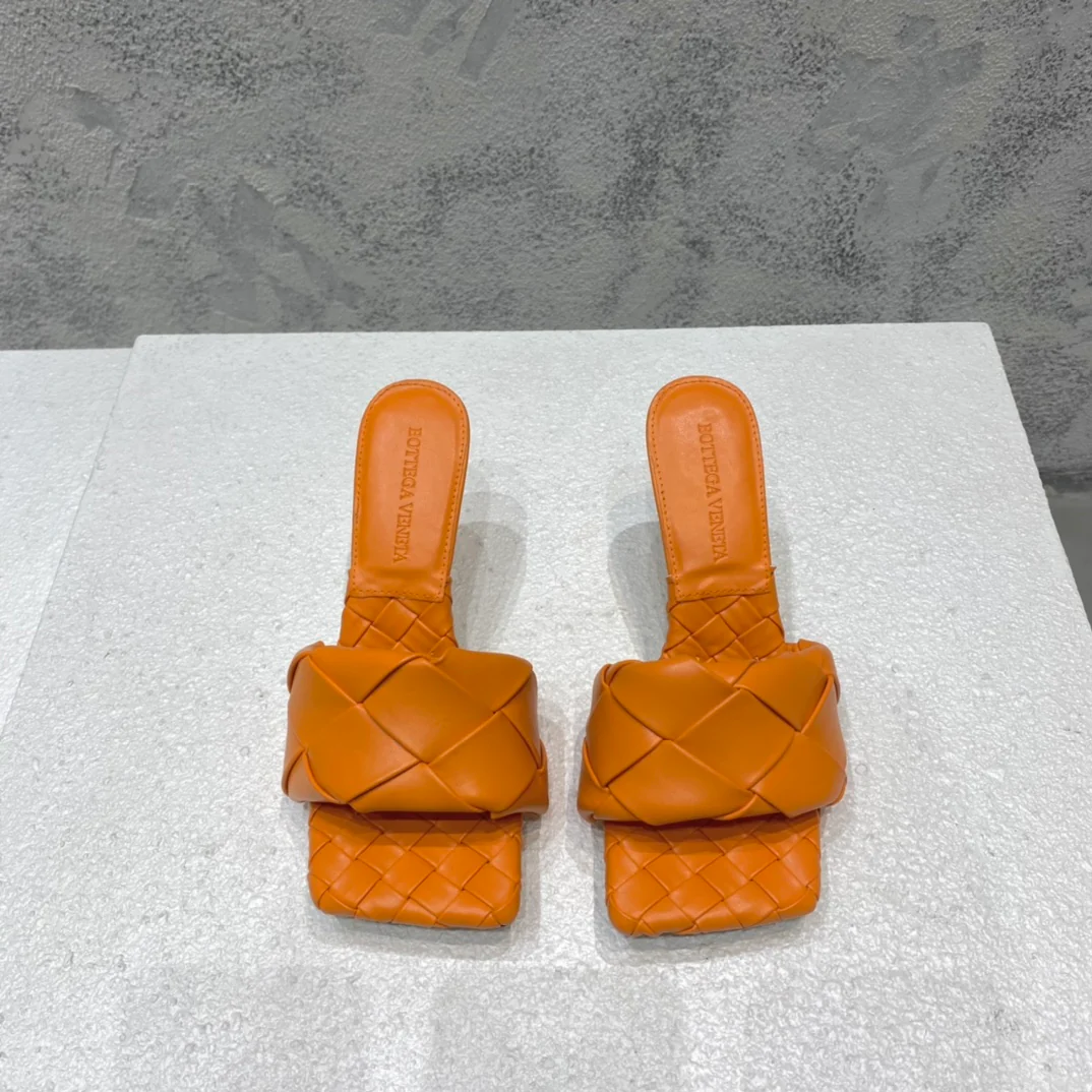 Новинка сезона весна/лето 2021 от BV - Плоские плетеные сандалии на шпильке - Оранжевые