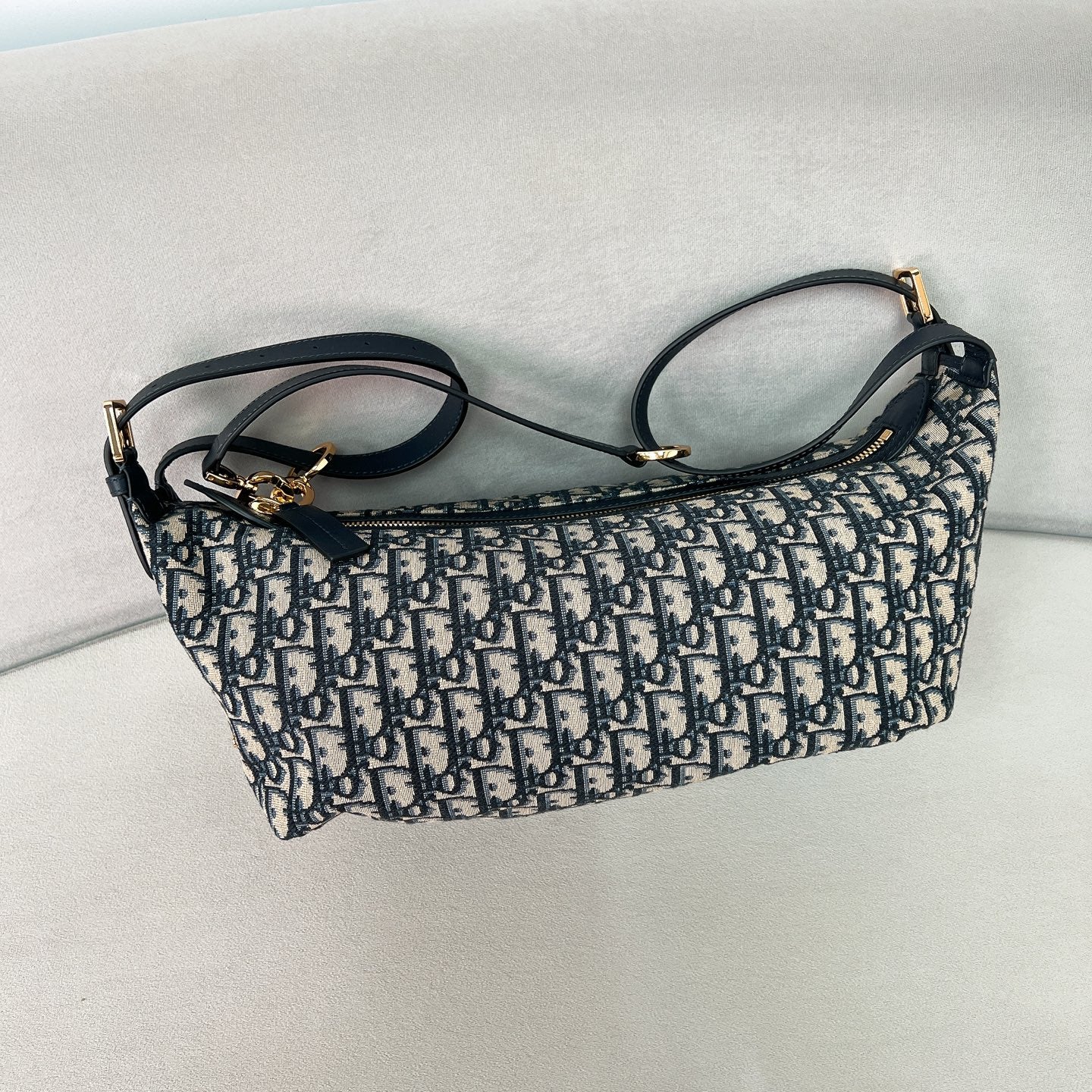 Dior Journey Dumplings - Medium - Monogram Dark Blue