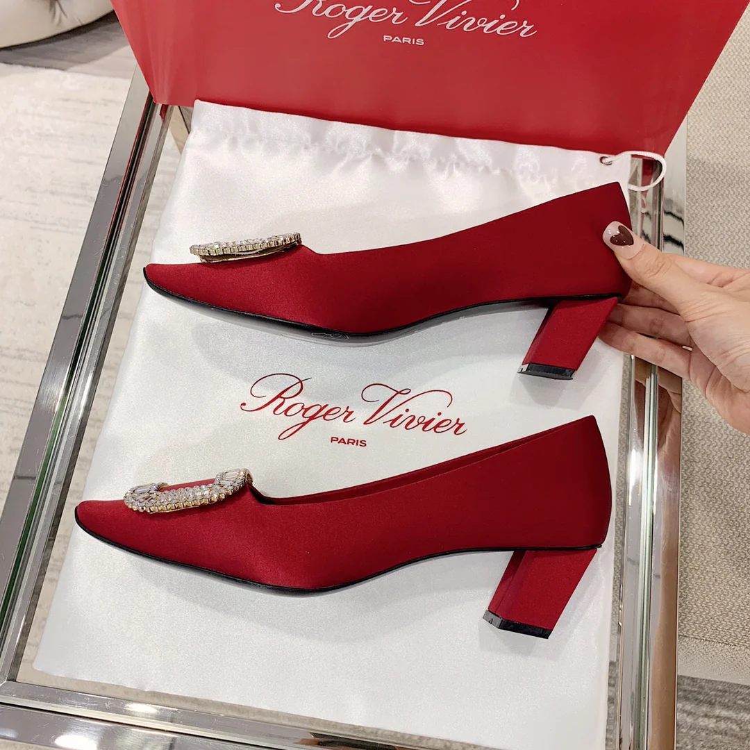 Туфли на блочном каблуке RV-4-5 см - шелковая пряжка со стразами - бордовые