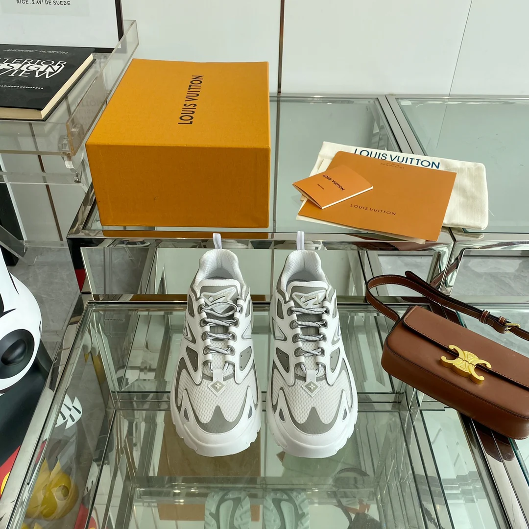 Кроссовки LV Runner Tatic - белые/серые