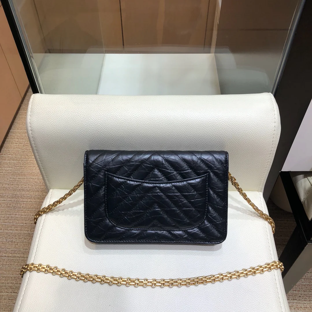 Переиздание Chanel WOC