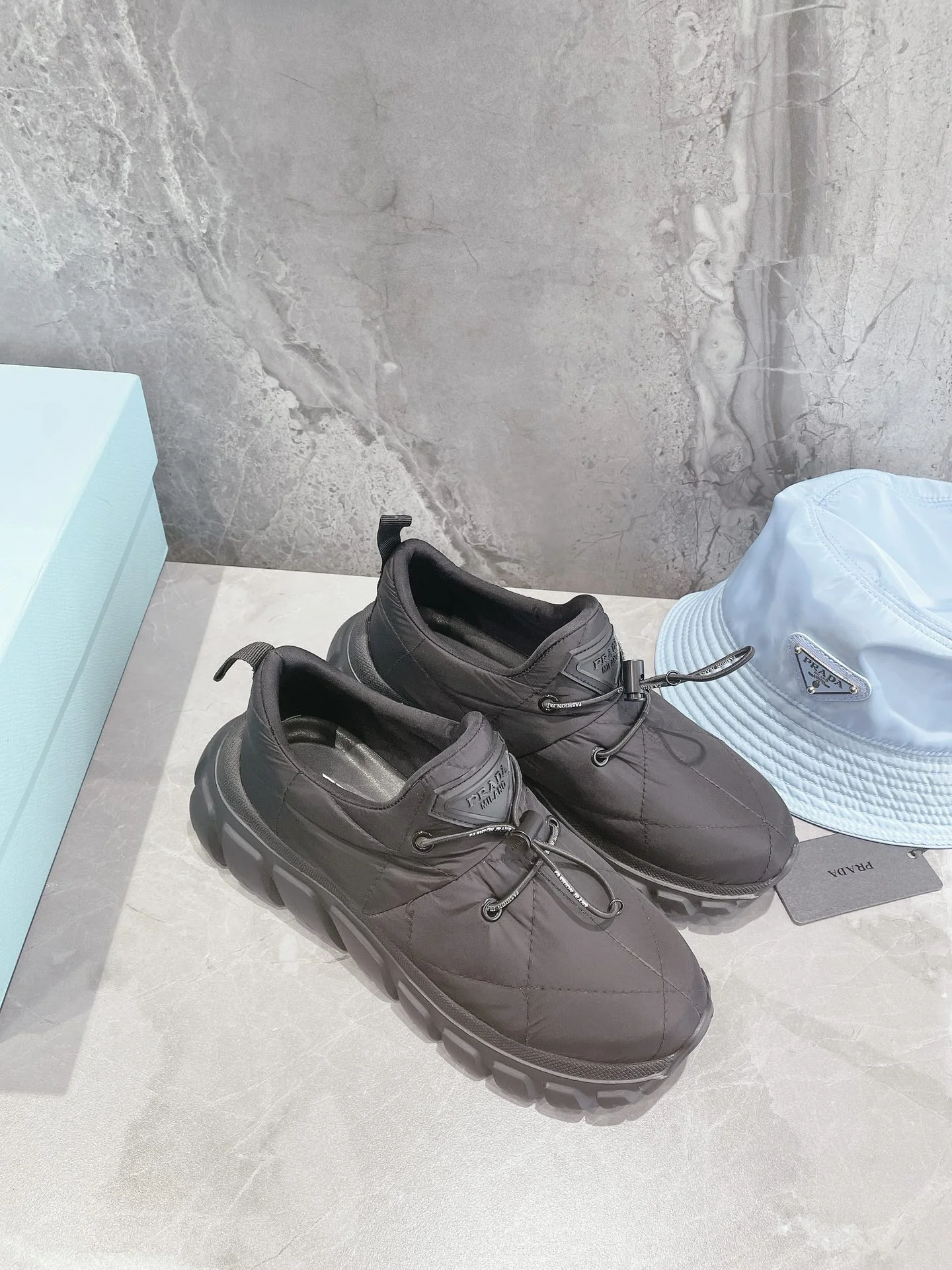 Обувь Prada - Prada - ультралегкая - кроссовки - повседневная обувь - серая