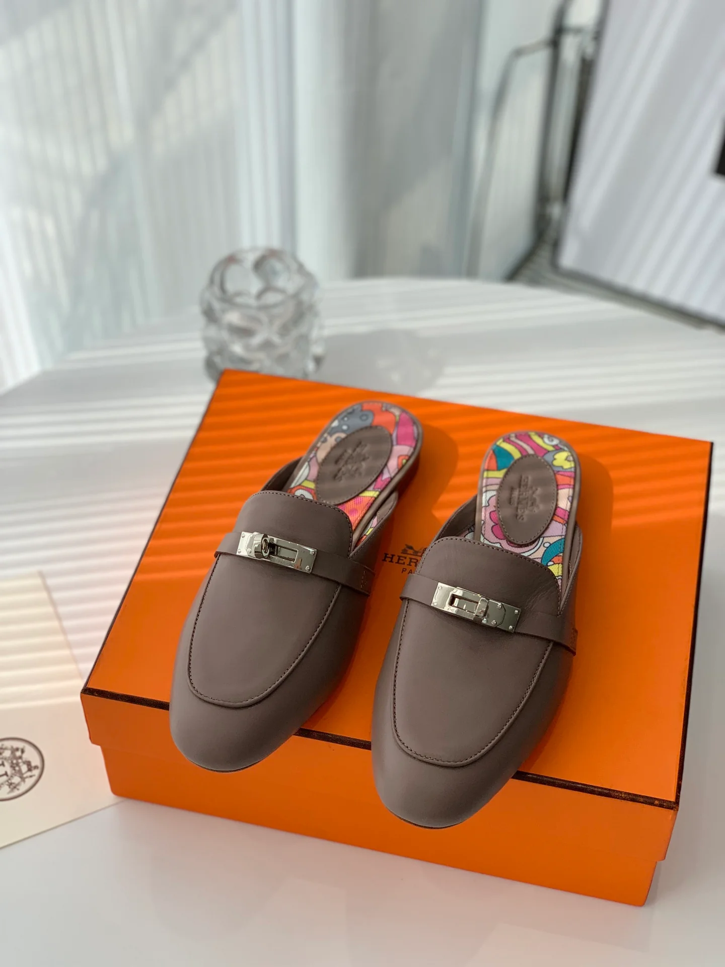 Hermes-Kelly Muller Half-Trailer-2