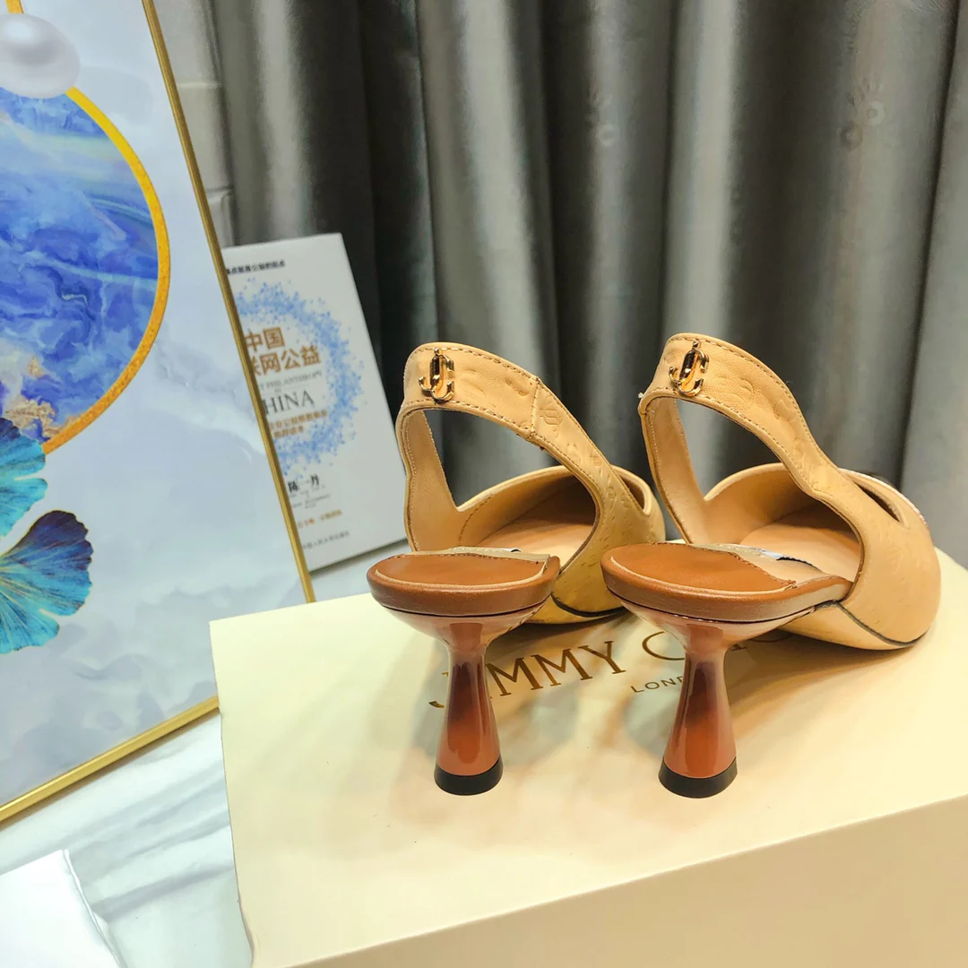 Сандалии Jimmy с острым носком и низким каблуком