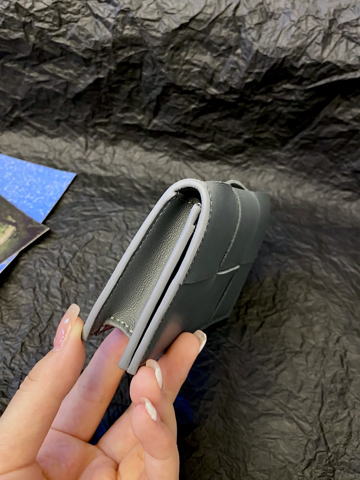 BV- 大格翻盖卡包 小羊皮 12.2×7.5×2.5cm