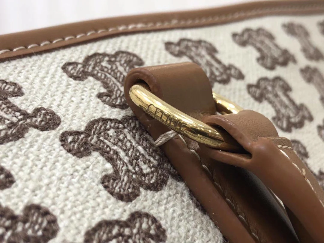 Сумка-тоут Celine e-cabas-triomphe, коричневая.