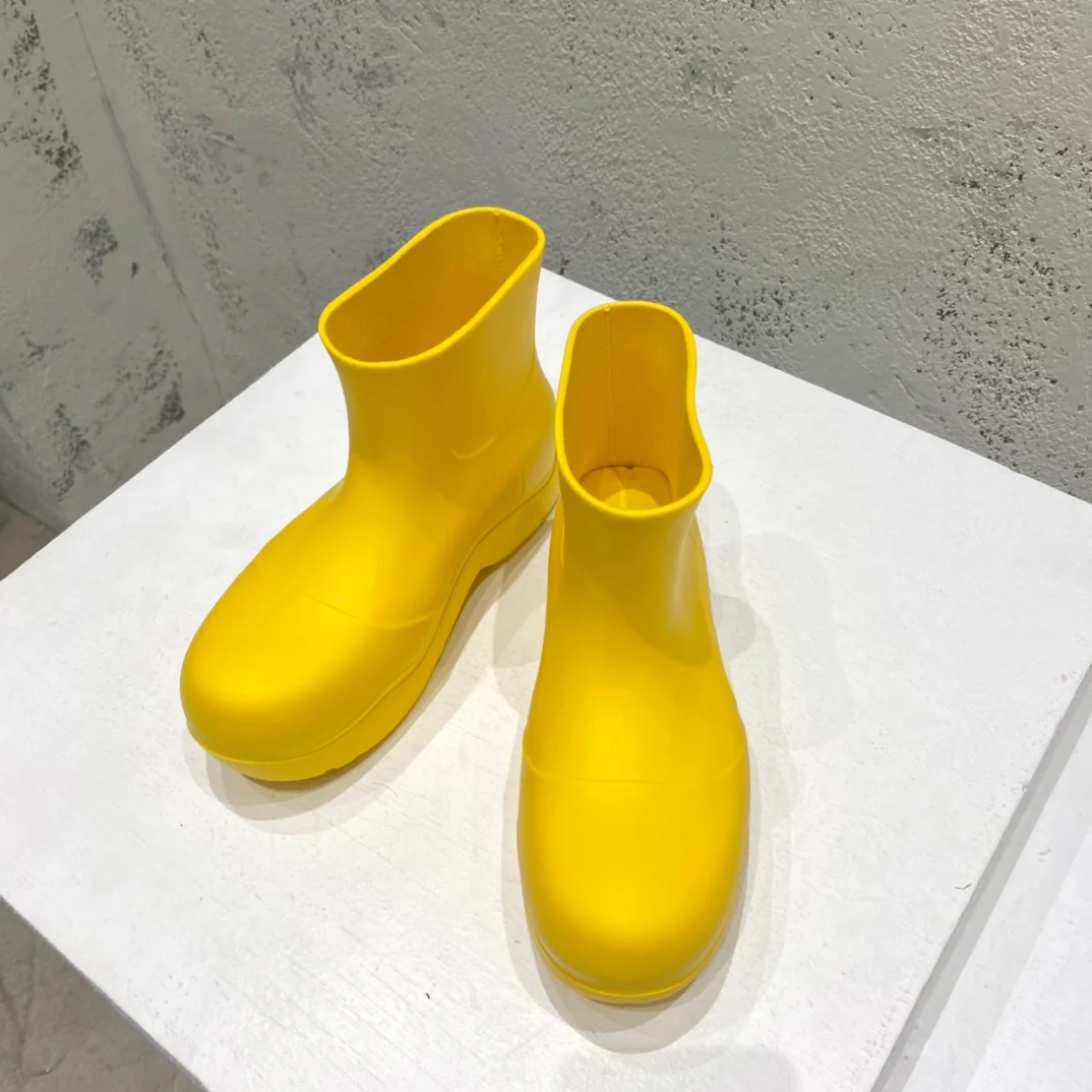 Новые резиновые сапоги BV-22s на официальном сайте - размер 35-40.